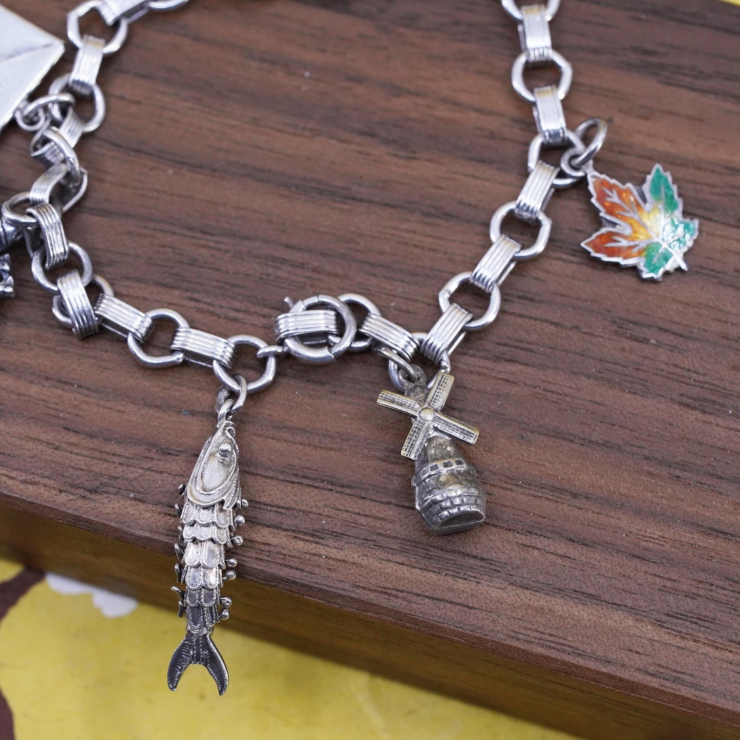 6.75”, Mexican Sterling Silver 925 circle Bracelet airplane leaf fish charms