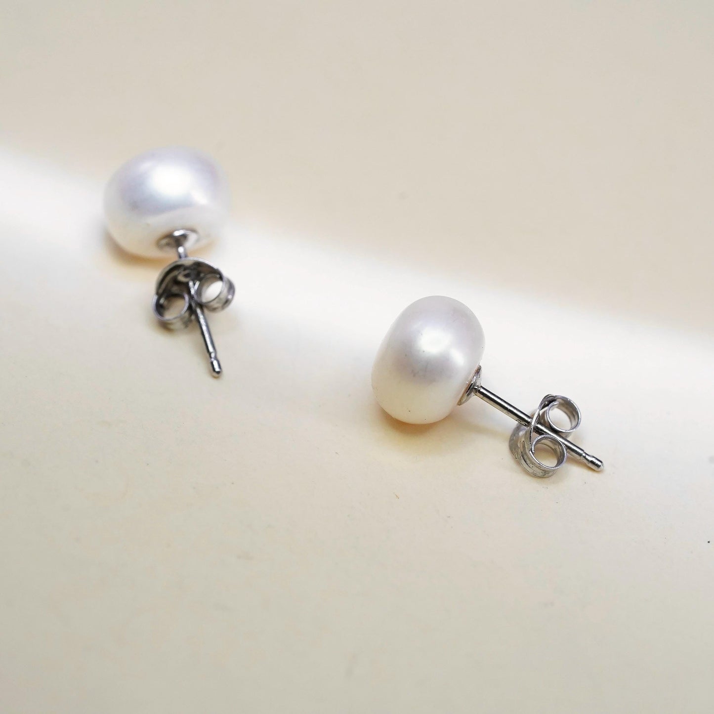 8mm, Vintage sterling silver handmade earrings, 925 studs with freshwater pearl