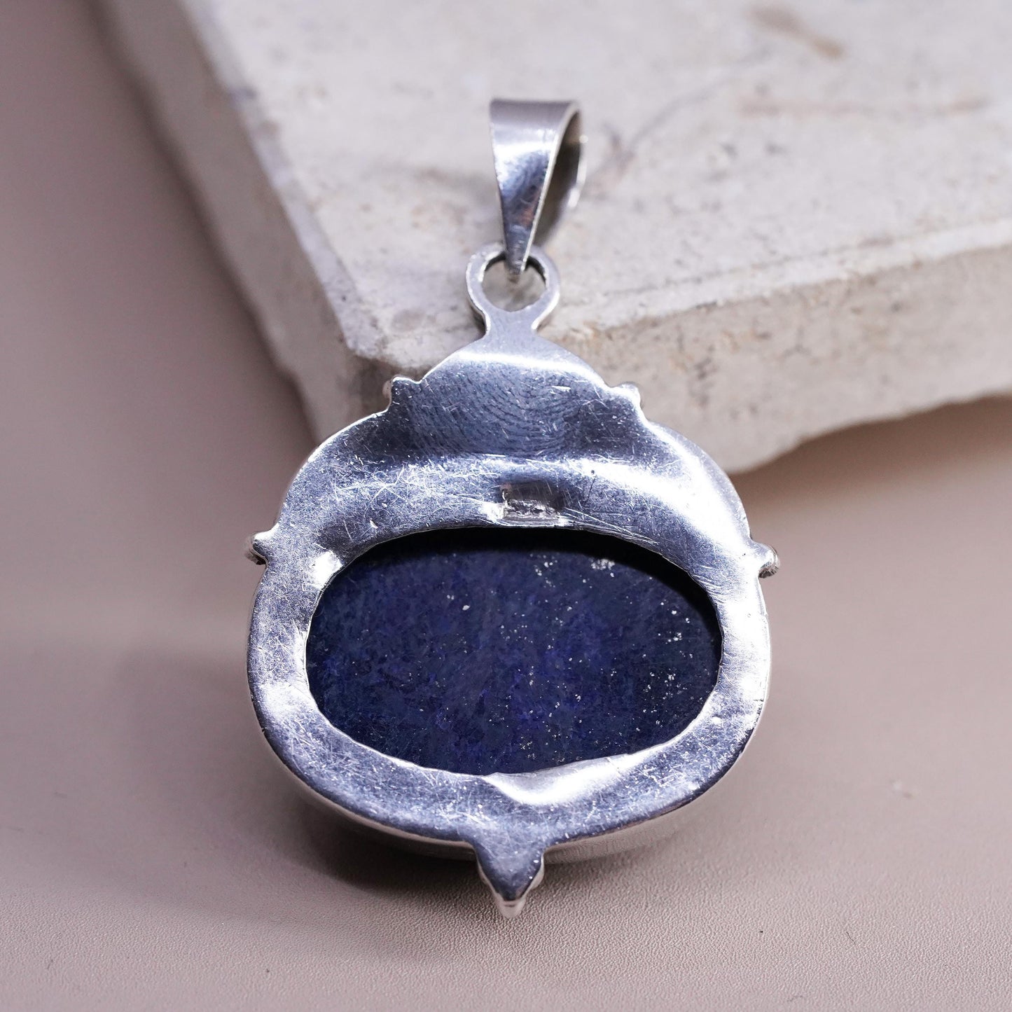 Vintage sterling 925 silver handmade pendant with oval shaped lapis lazuli