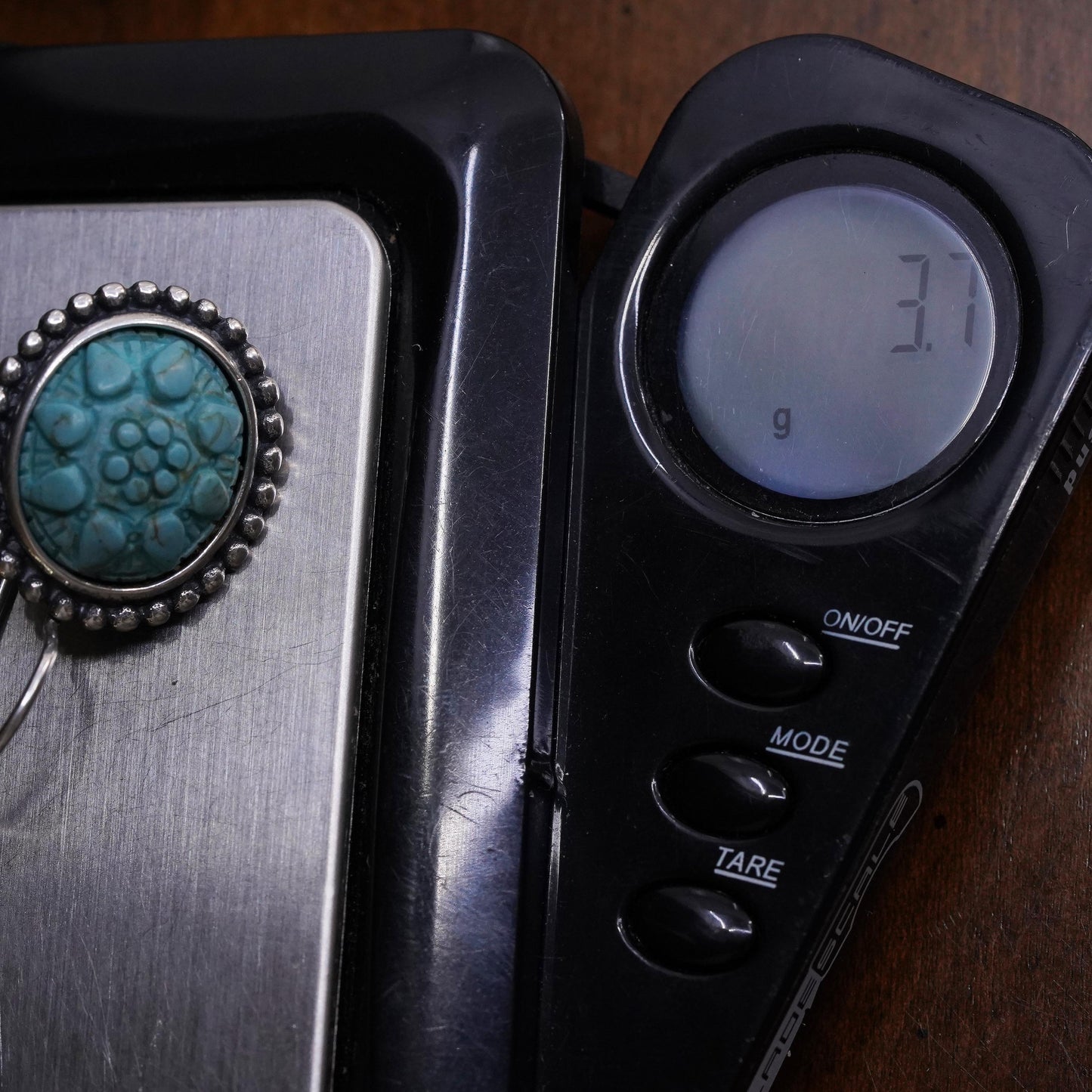 Vintage southwestern sterling 925 silver single earring with carved turquoise