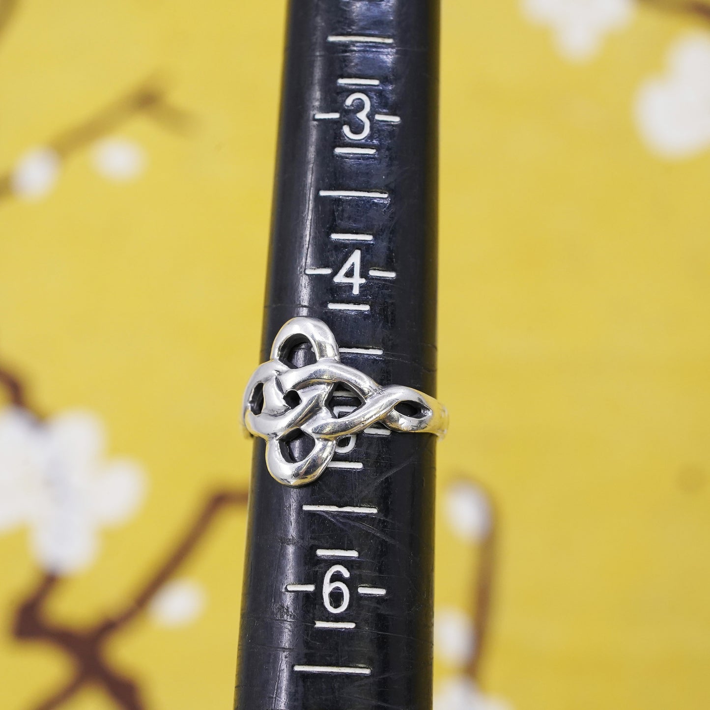 Size 4.75, vintage Sterling silver handmade wired ring, 925 Irish band