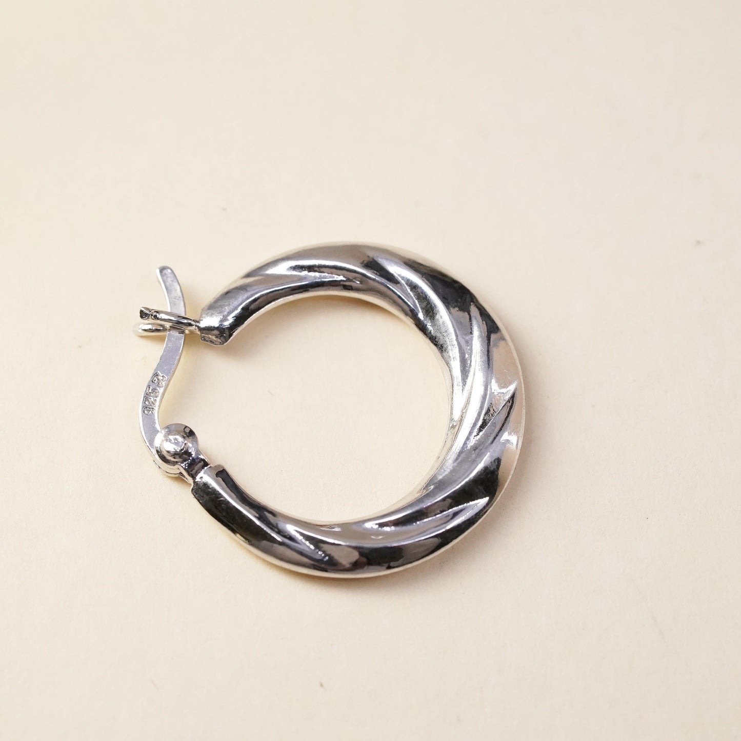 0.75", Vintage sterling silver loop single earring, ribbed primitive hoop