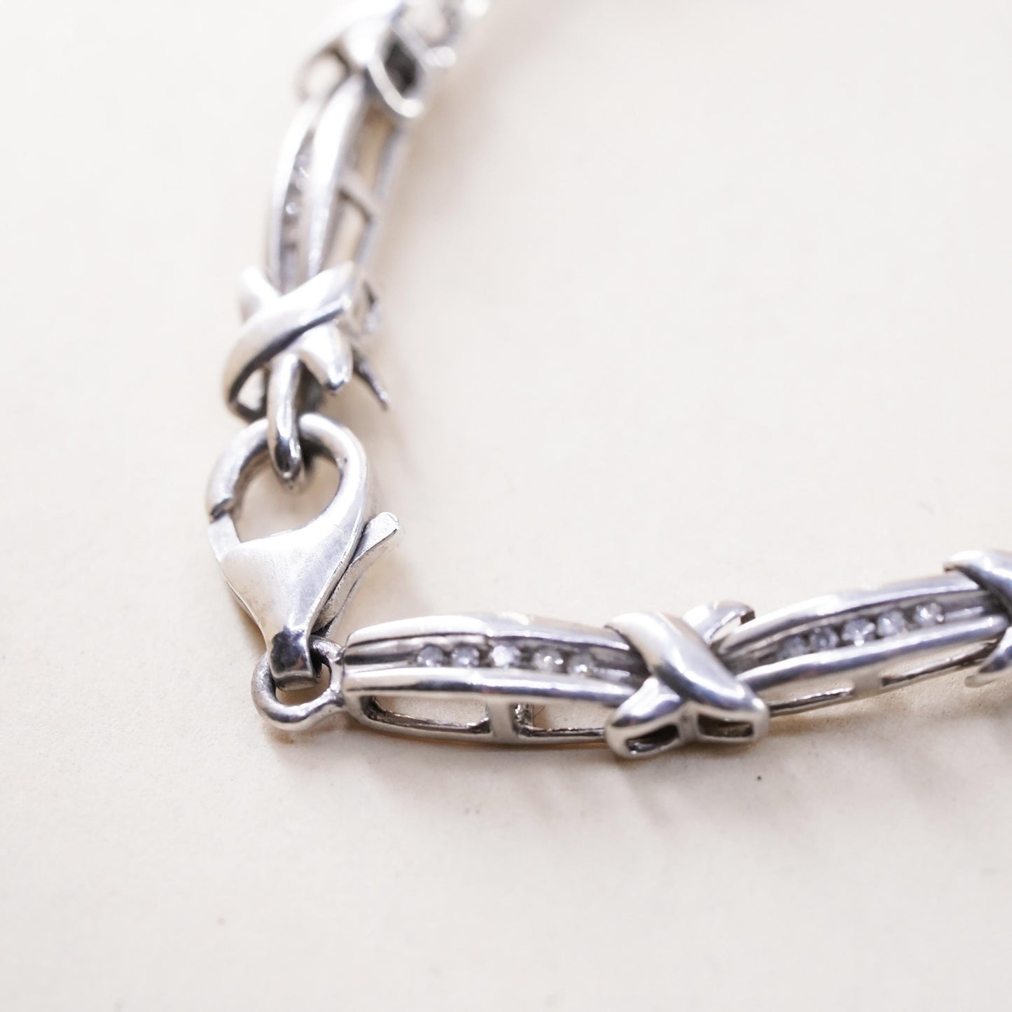6.25", Vintage sterling 925 silver tennis bracelet with cluster diamond