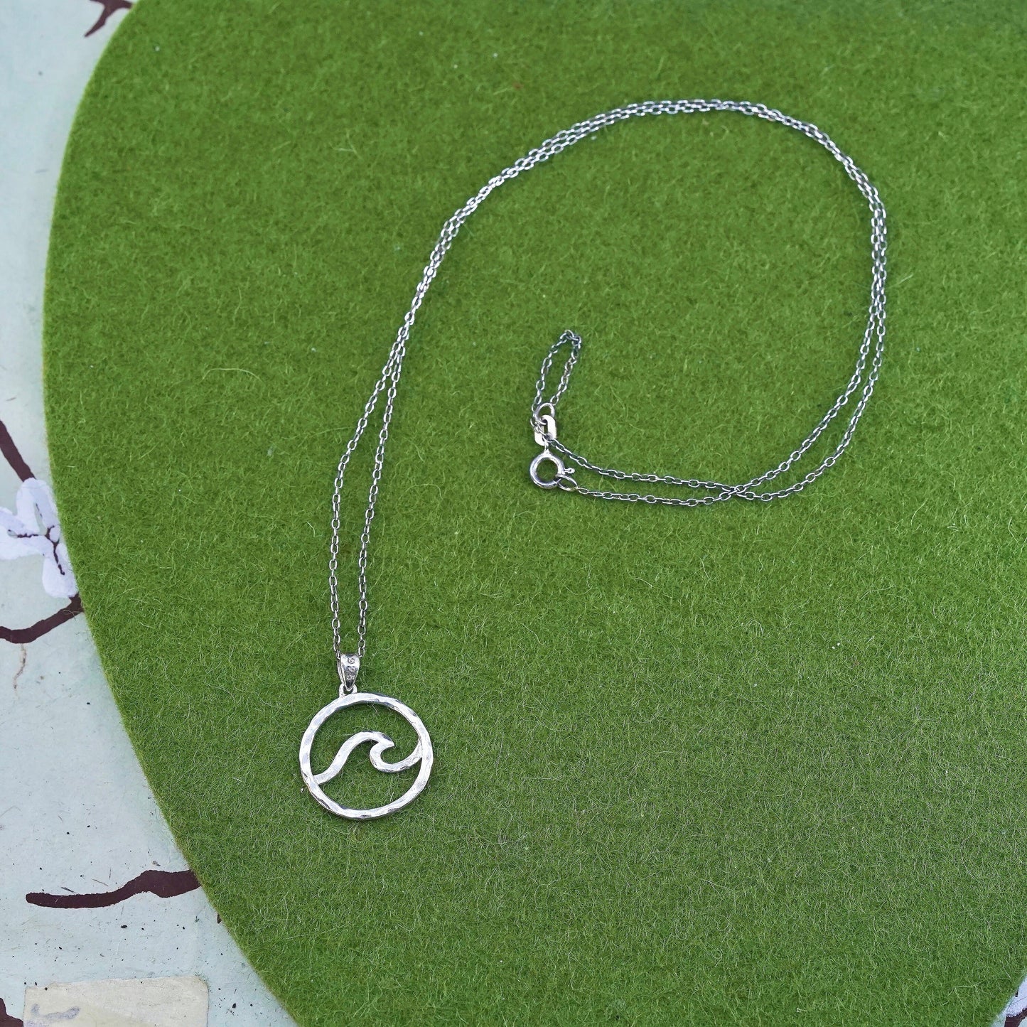 18”, vintage Sterling silver necklace, 925 circle chain circle wave pendant