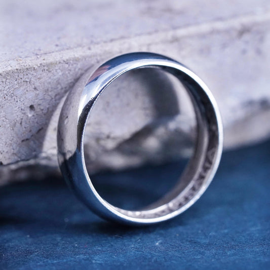 Size 8.25, 1943 World War II walking liberty US dollar ring sterling 900 silver