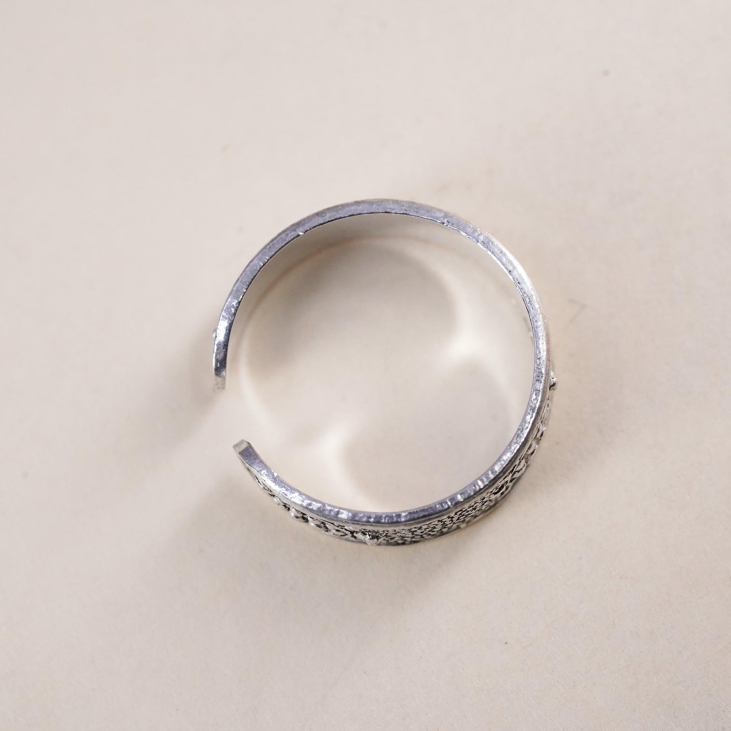 Size 2.75, vintage sterling silver handmade ring, 925 turtle open band