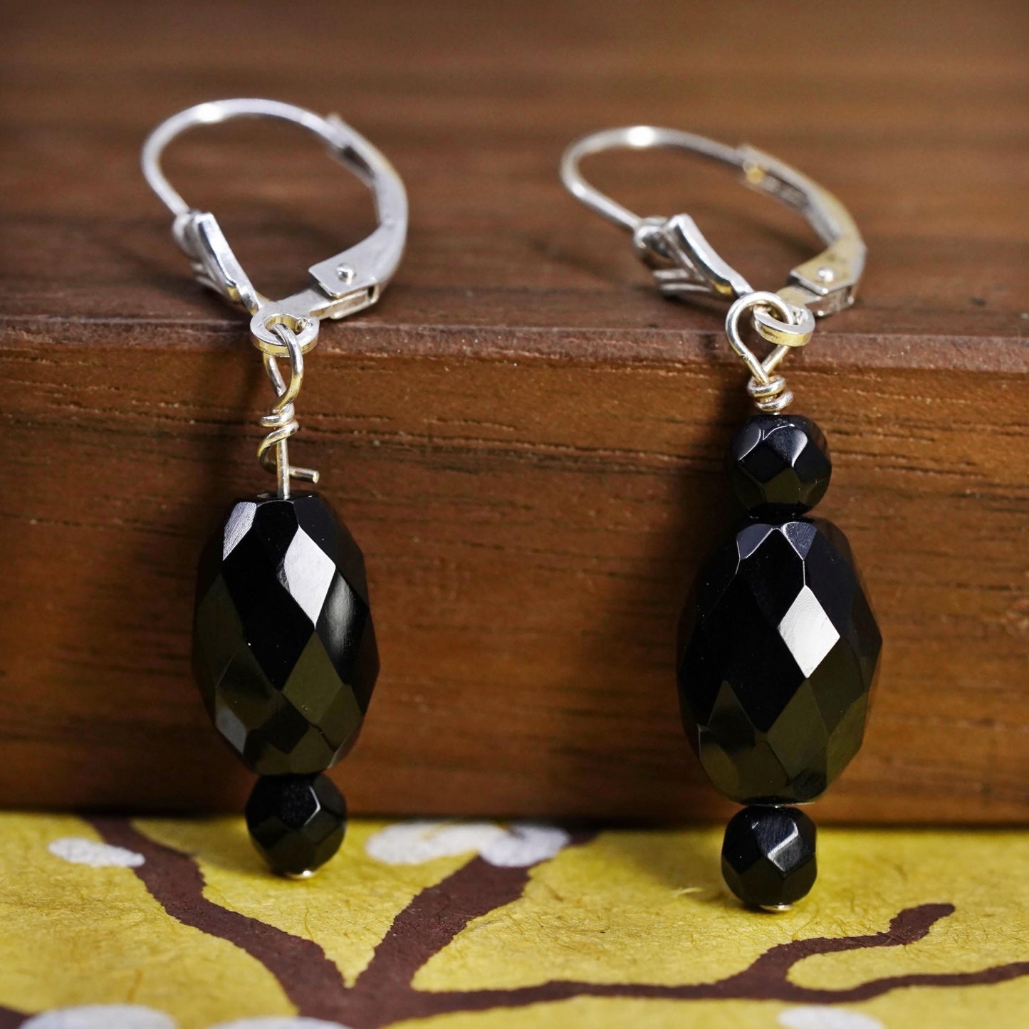 Vintage Sterling 925 silver handmade earrings onyx beads lever back closing