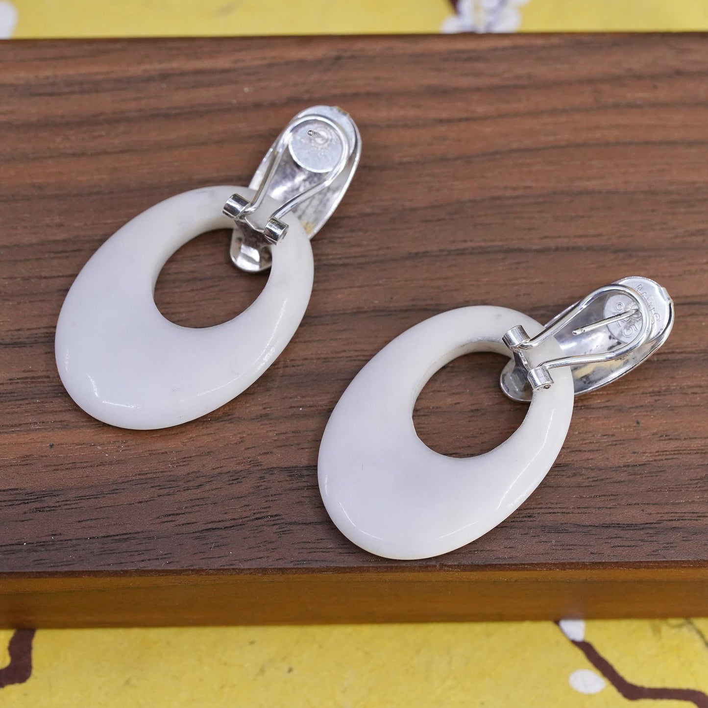 Vintage MWS Sterling 925 silver handmade earrings with oval white jade
