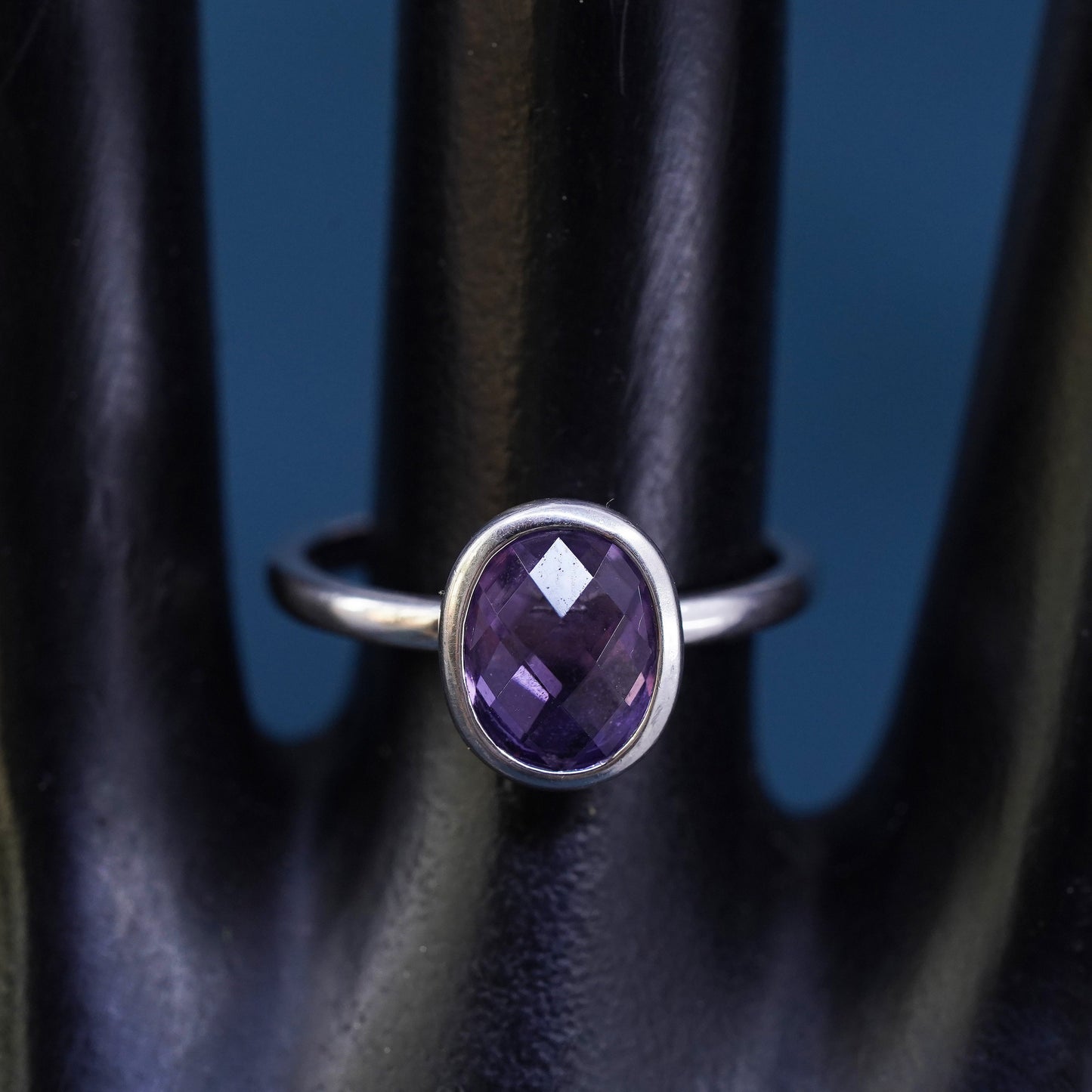 Size 7.25, vintage Helzberg HDS sterling 925 silver handmade ring with amethyst