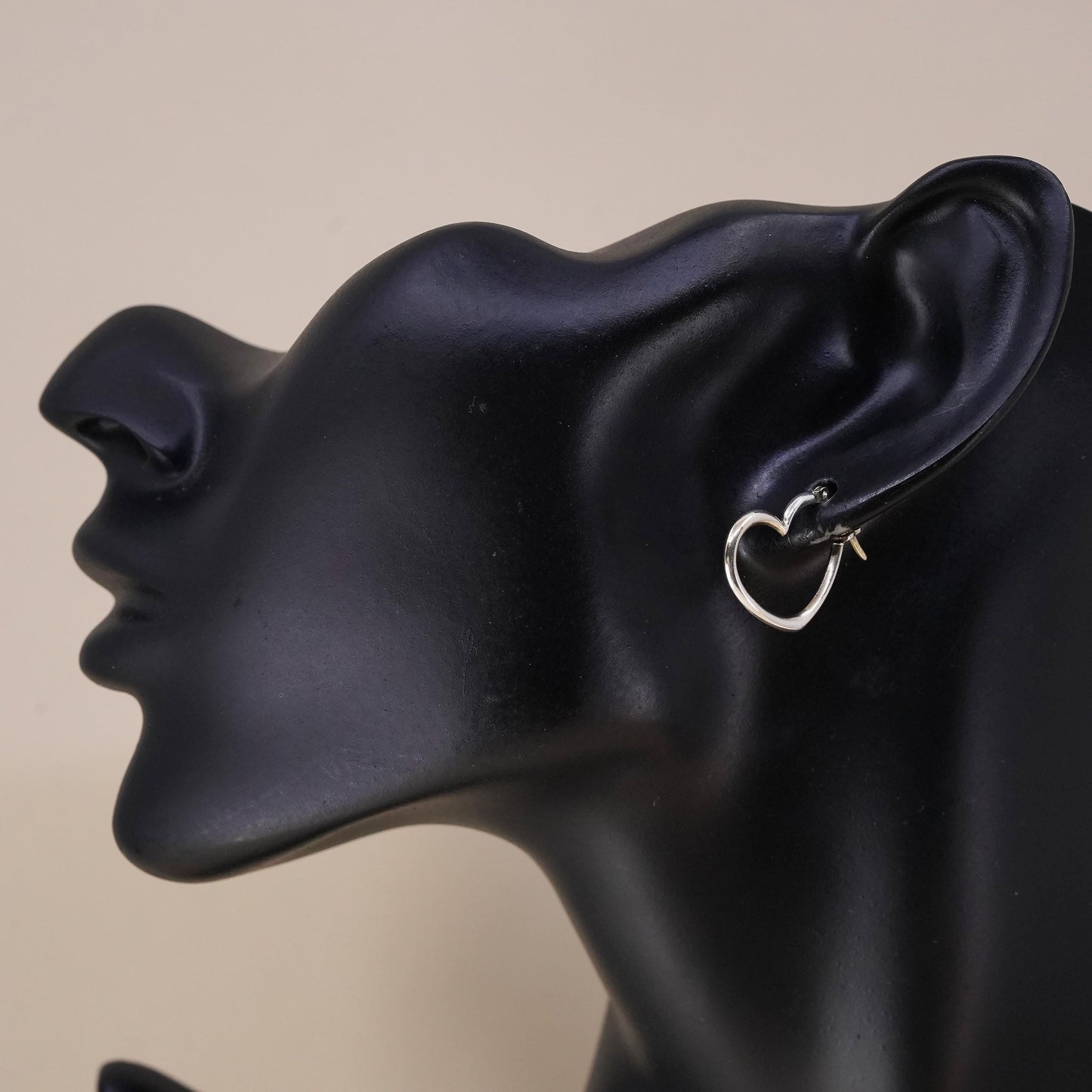 0.75”, Vintage sterling silver heart single earring, minimalist primitive hoop