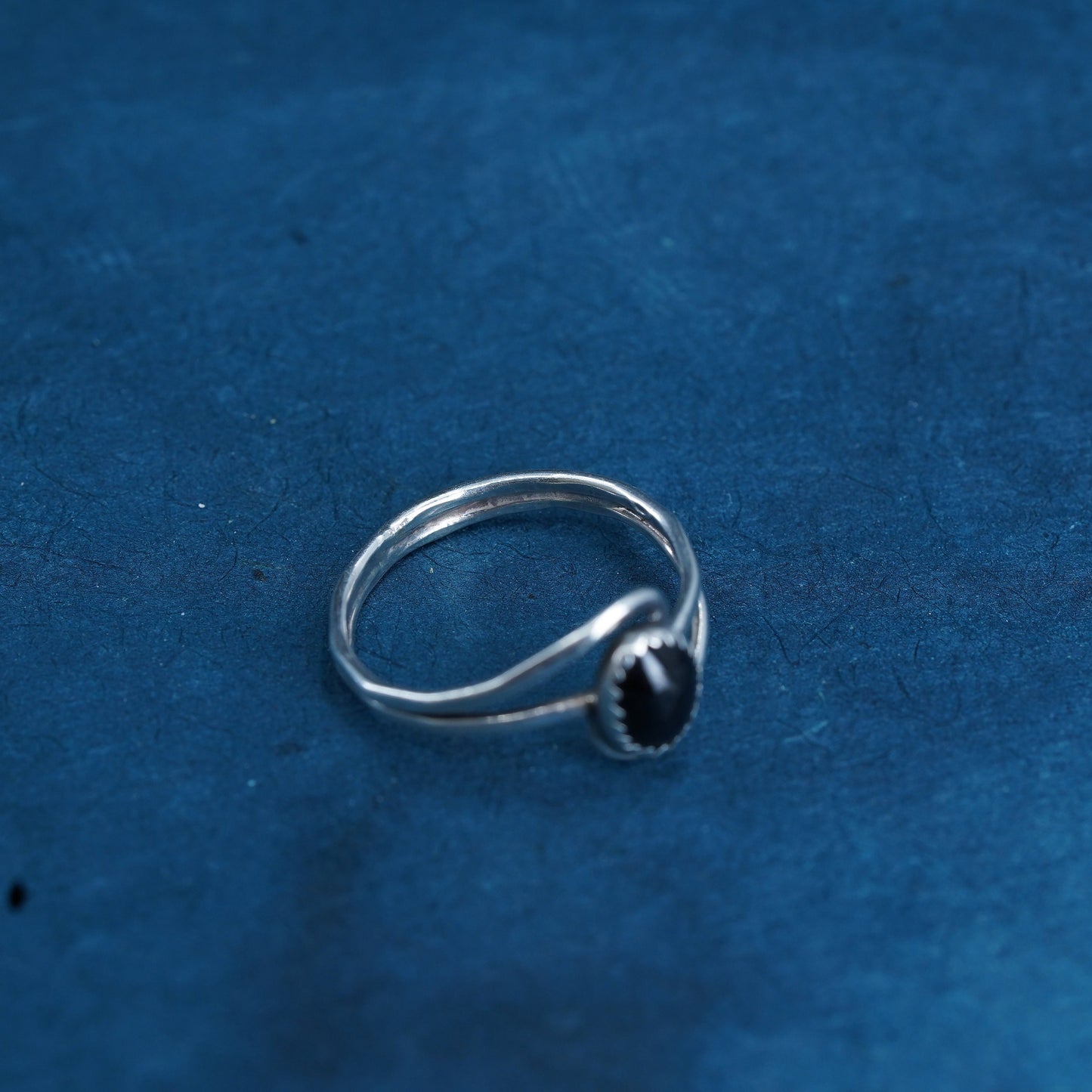 Size 9, vintage Sterling silver 925 handmade stackable ring with obsidian