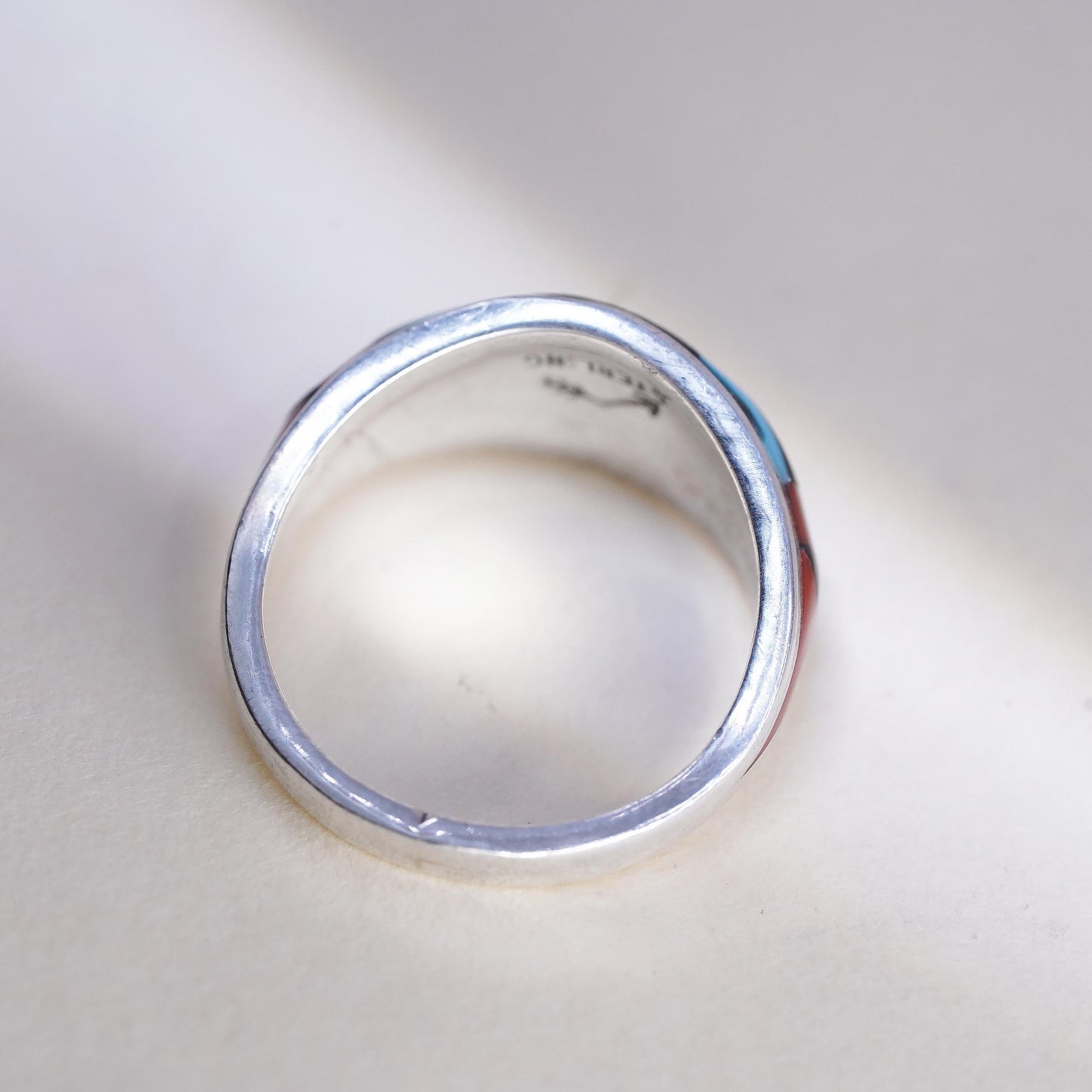 Size 6, Native Americans Kay Johnson Sterling silver ring, 925 band inlay
