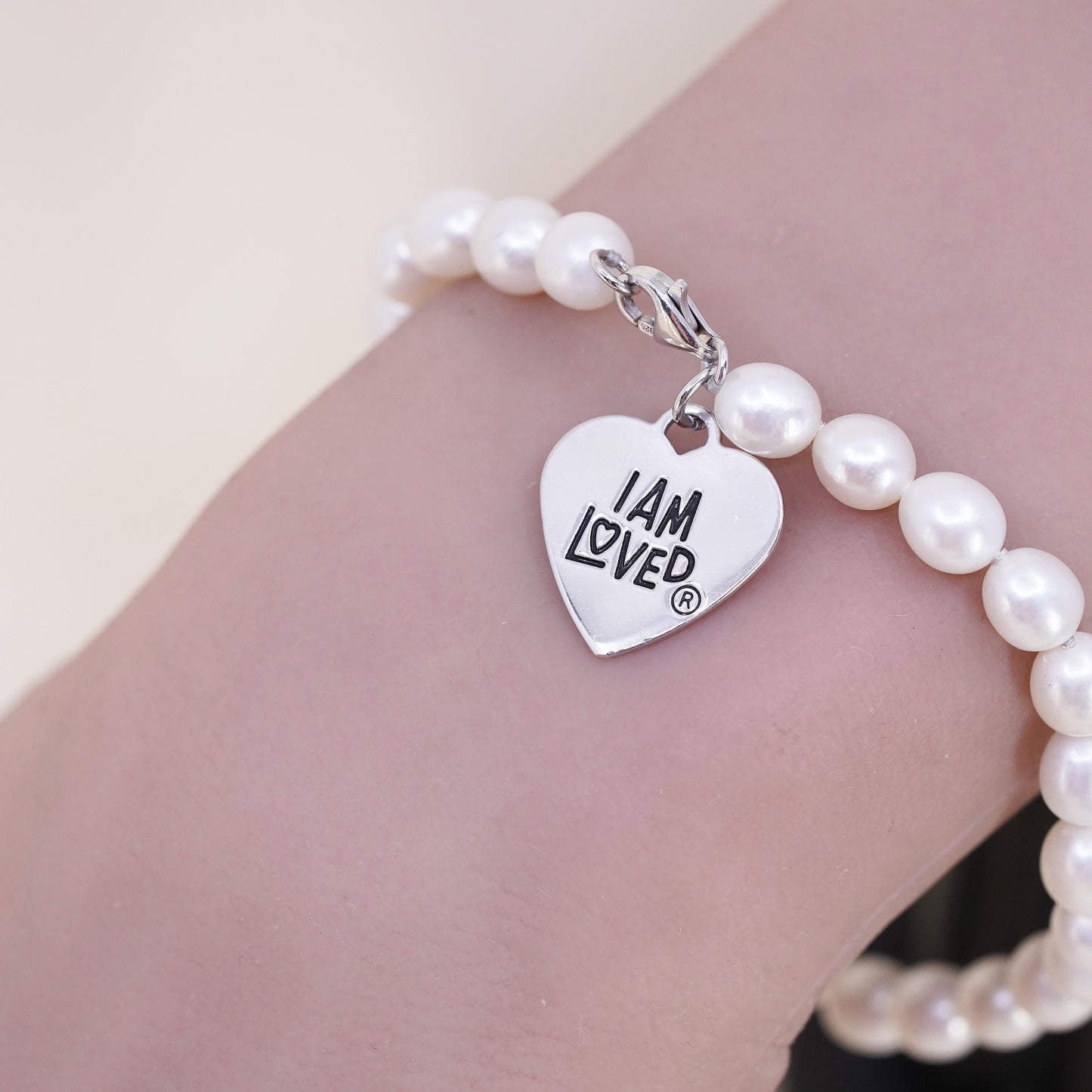 7.5”, VTG sterling silver bracelet, pearl beads 925 heart charm “I am loved”