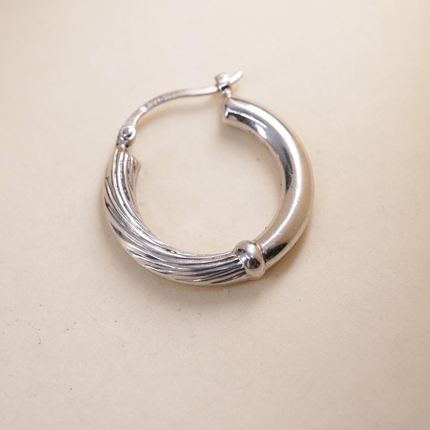0.75", Vintage sterling 925 silver loop single earring, fashion primitive hoop
