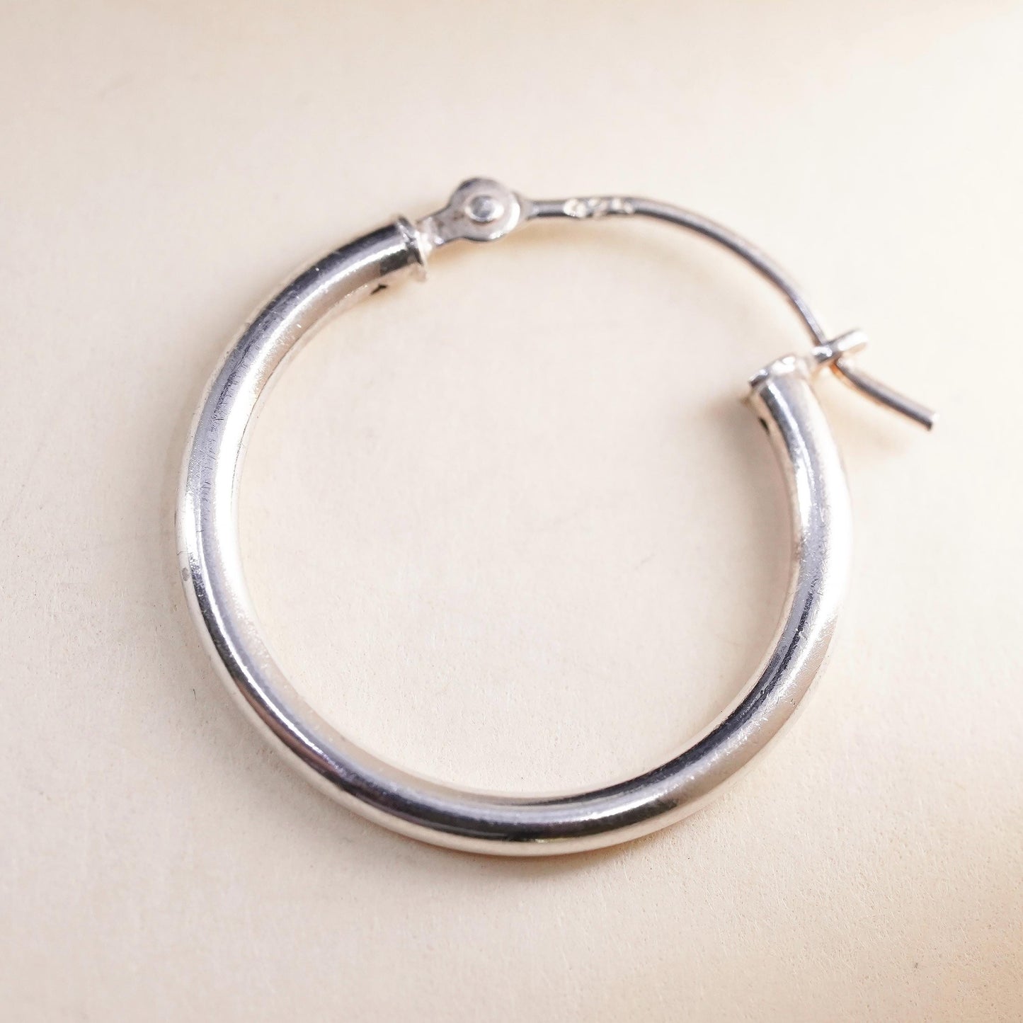 0.75”, Vintage sterling silver loop single earring, fashion primitive hoop