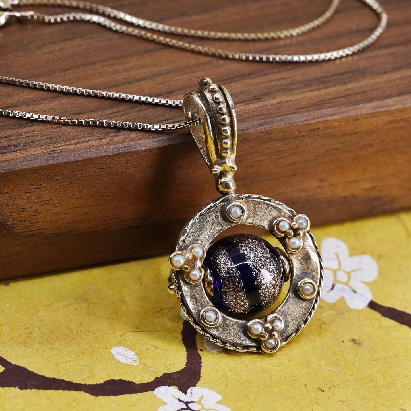 18”, vermeil gold Sterling silver necklace, 925 box chain foiled glass pearls