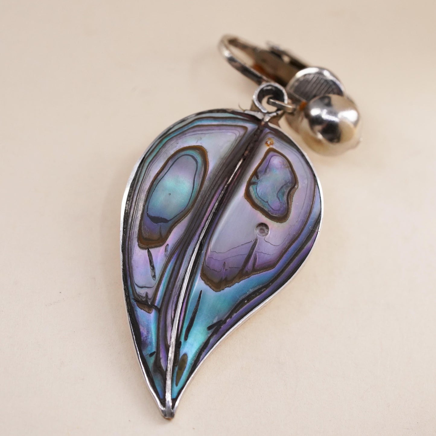 Mexican Taxco sterling silver single earring, 925 clip on leaf pendant abalone