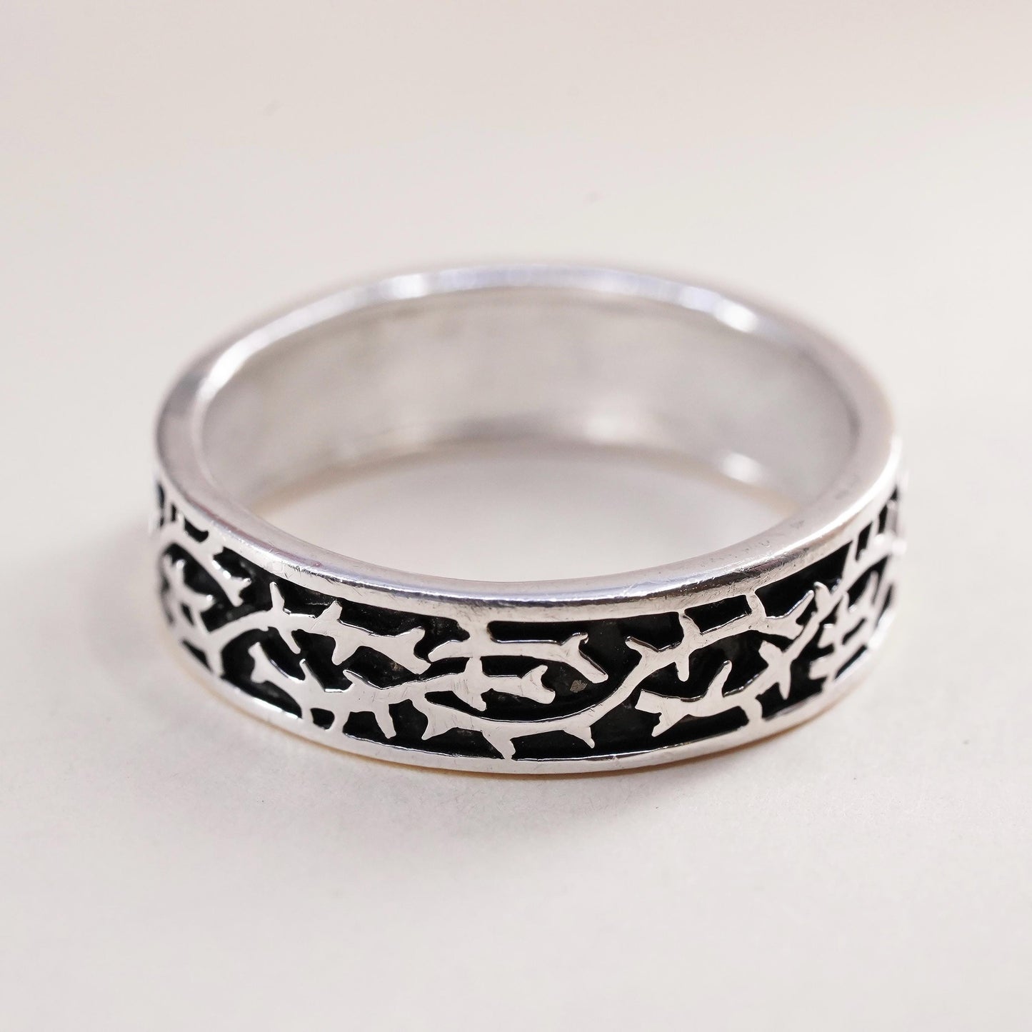 Size 8, vintage Sterling 925 silver handmade ring band with woven texture