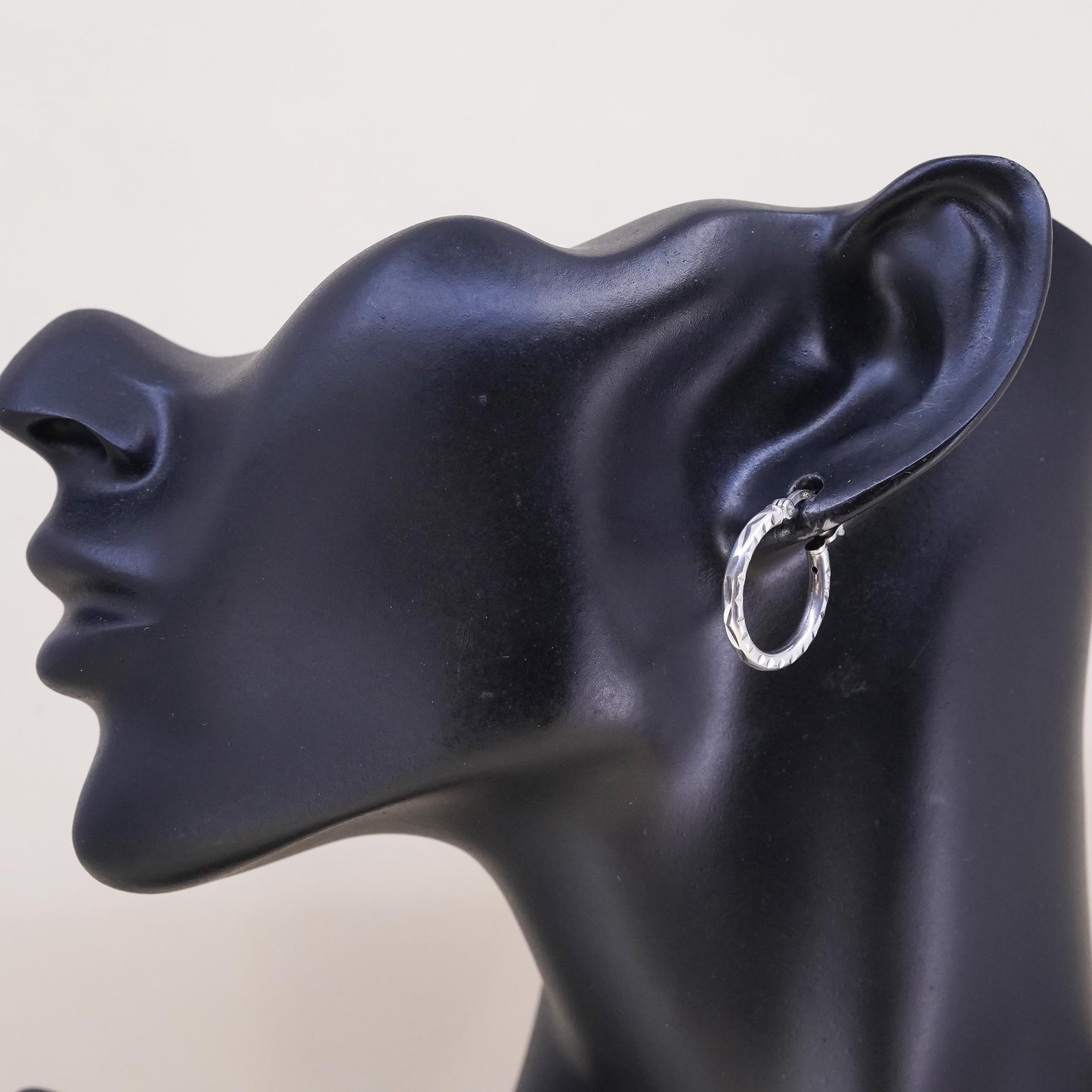 0.75", Vintage sterling 925 silver loop single earring, fashion primitive hoop