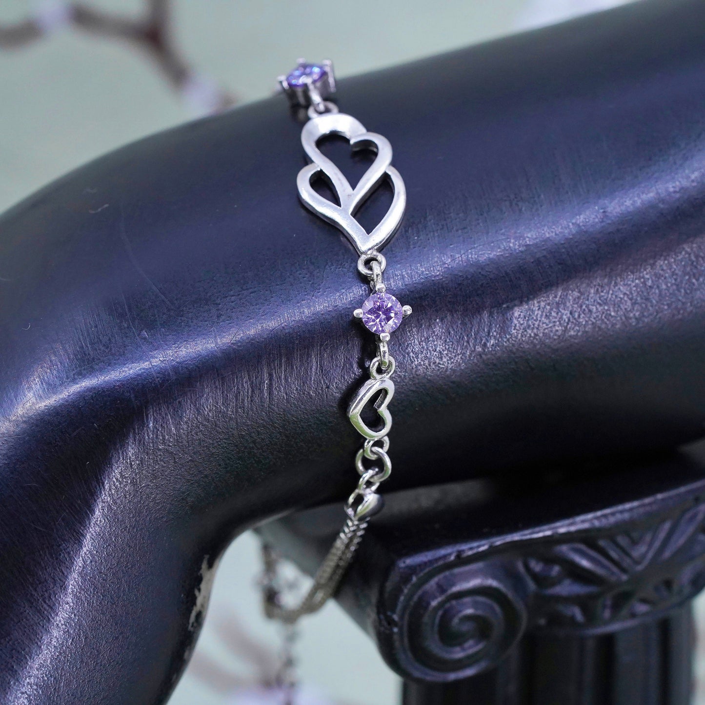 6.5”, Vintage sterling silver double heart box chain, 925 bracelet w/ amethyst