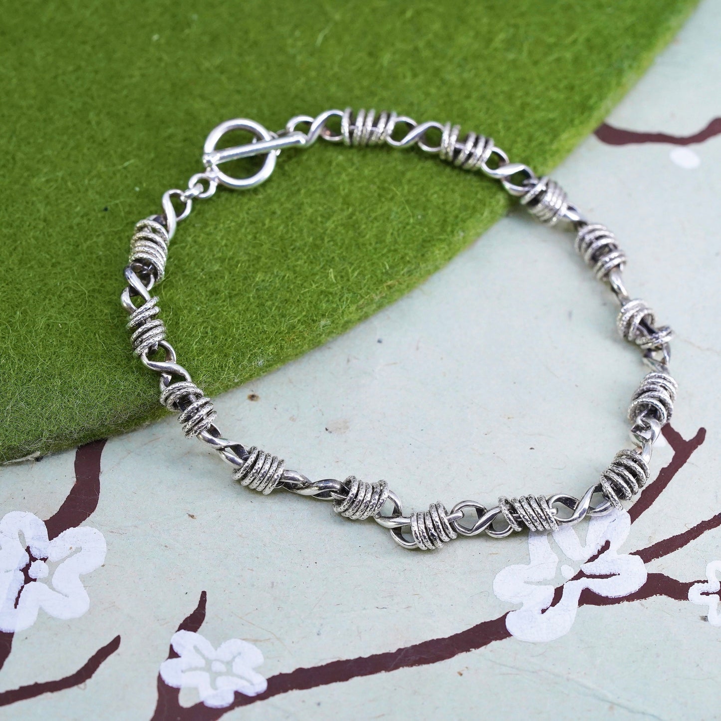 7" , sterling silver charm bracelet, 925 bold circle chain with Toggle Closure