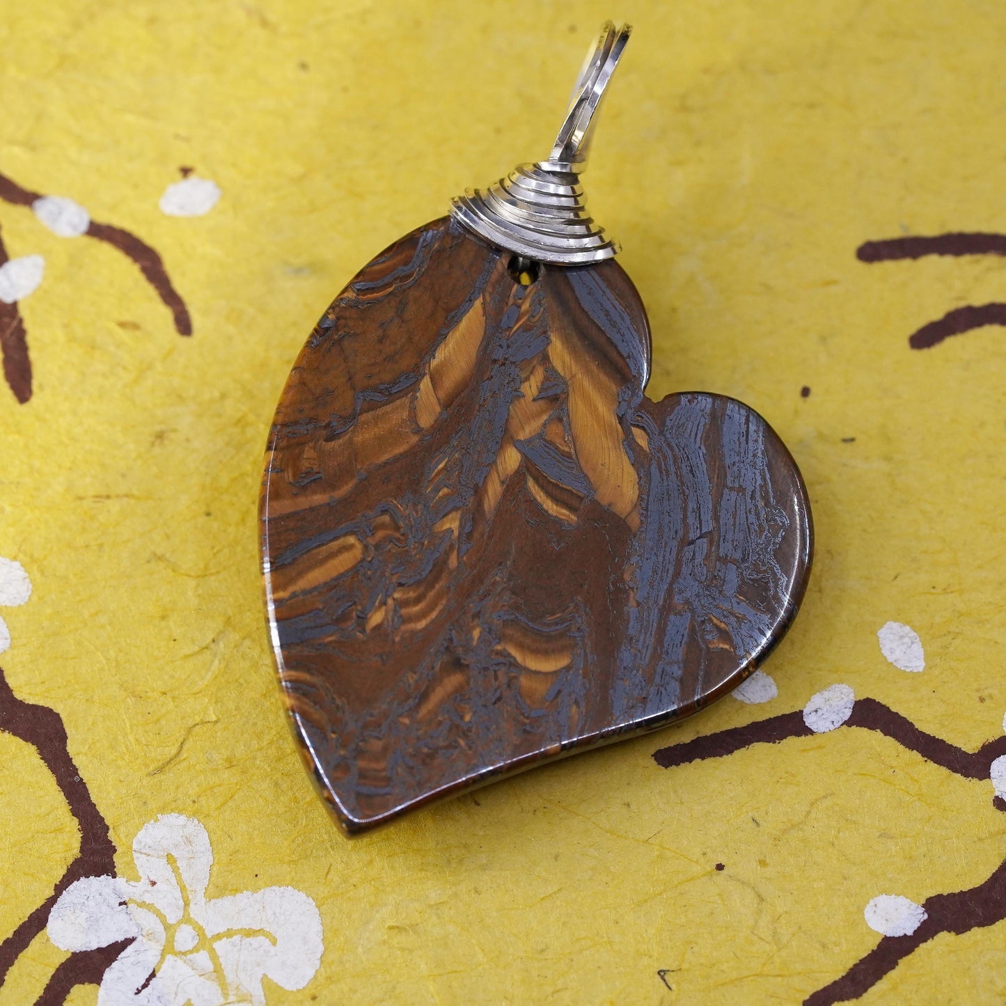 Vintage Sterling 925 silver handmade wired heart pendant with golden tiger eye