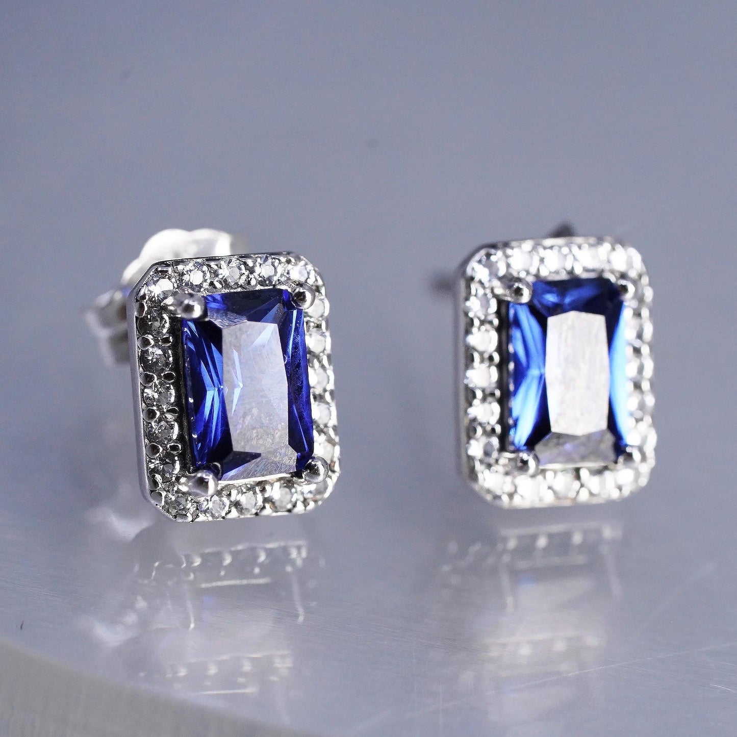 SUN Sterling 925 silver earrings, studs emerald cut sapphire cluster diamonds