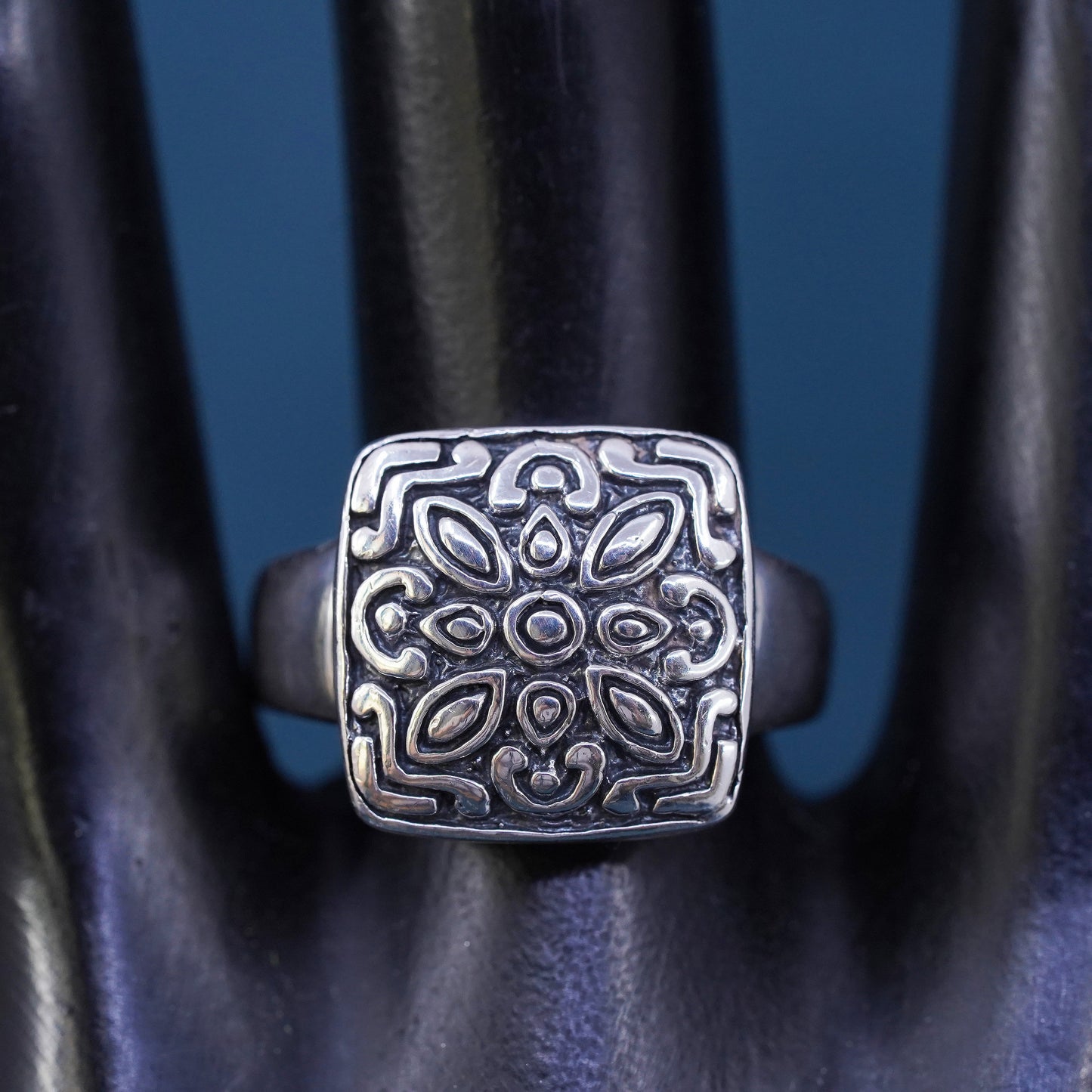 Size 9, vintage Sterling silver handmade ring, 925 filigree square band