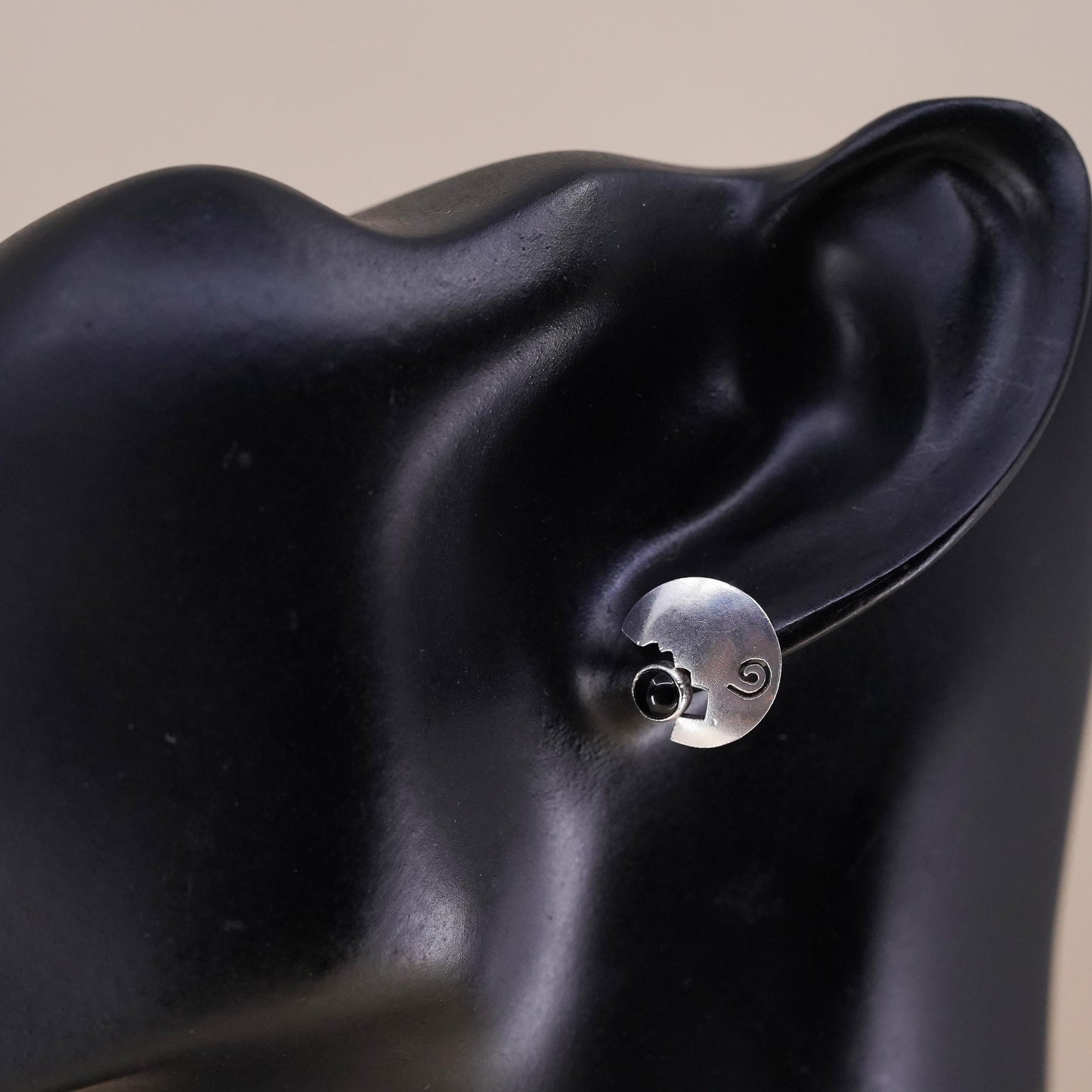Vintage handmade single earring. Sterling 925 silver stud with onyx