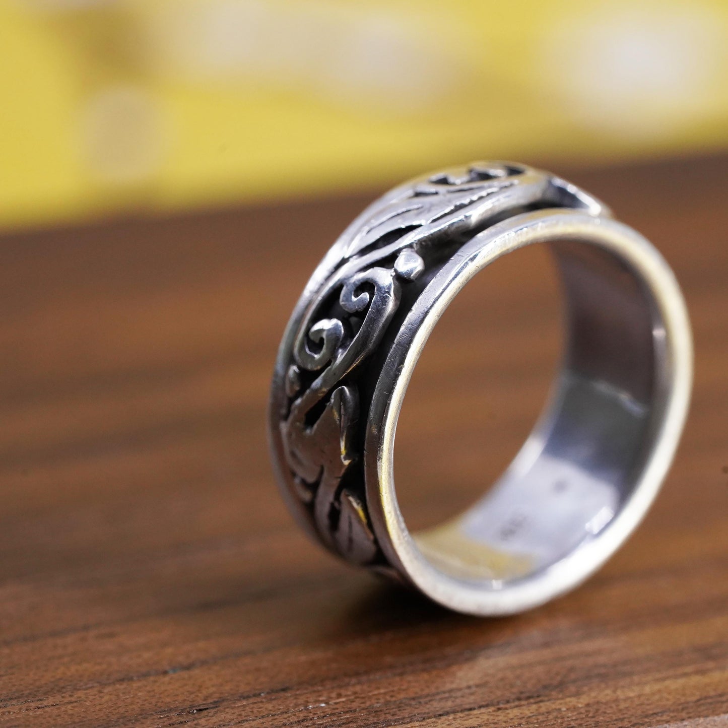 Size 7.5, vintage Sterling silver prayer ring, 925 spinner sprial band