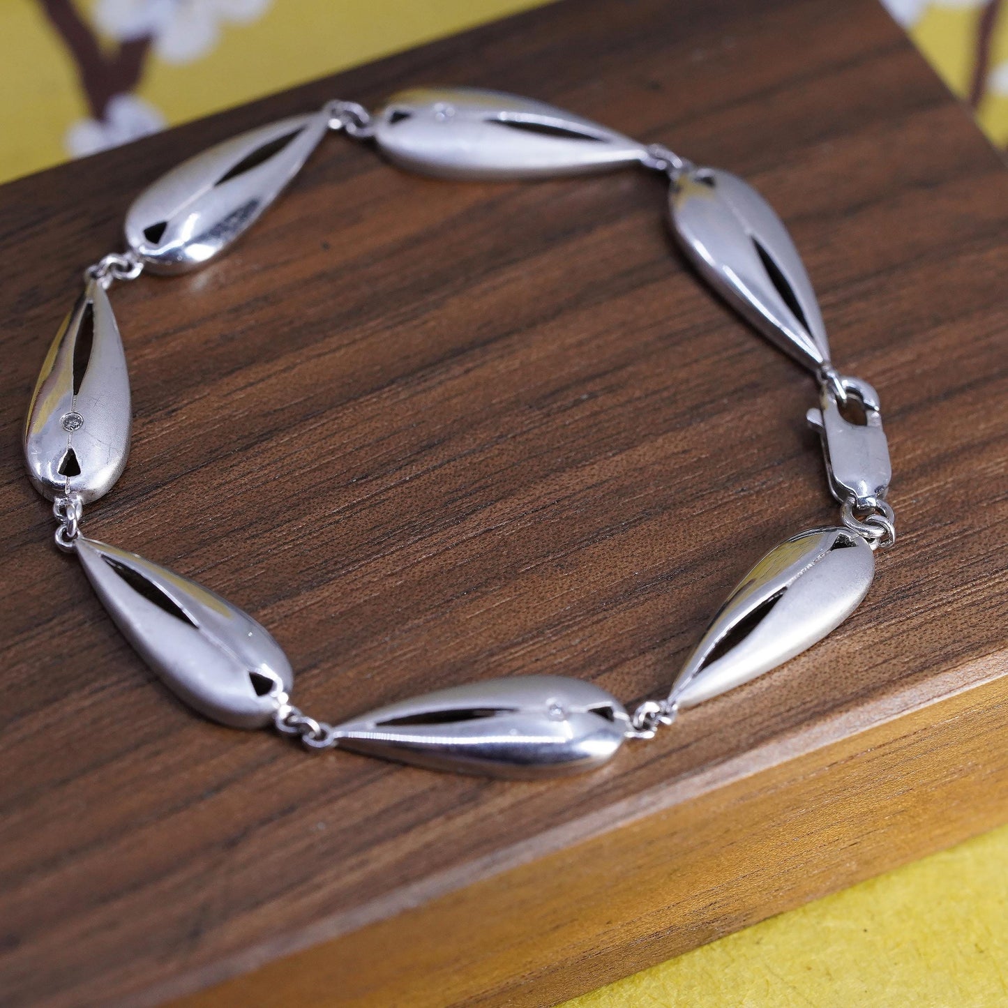 6.5”, vintage Sterling silver tennis bracelet, 925 teardrop link chain diamonds