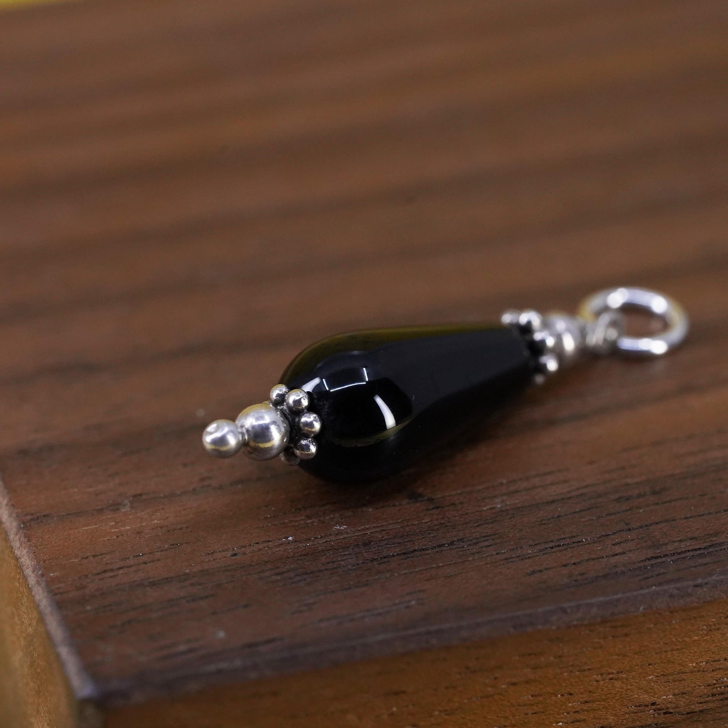 Vintage southwestern Sterling 925 silver handmade pendant teardrop black onyx