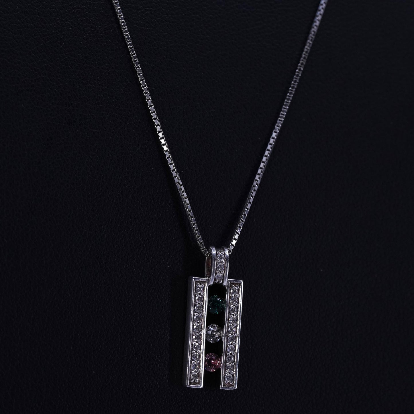 18+2”, vintage Sterling 925 silver box chain necklace with crystal pendant