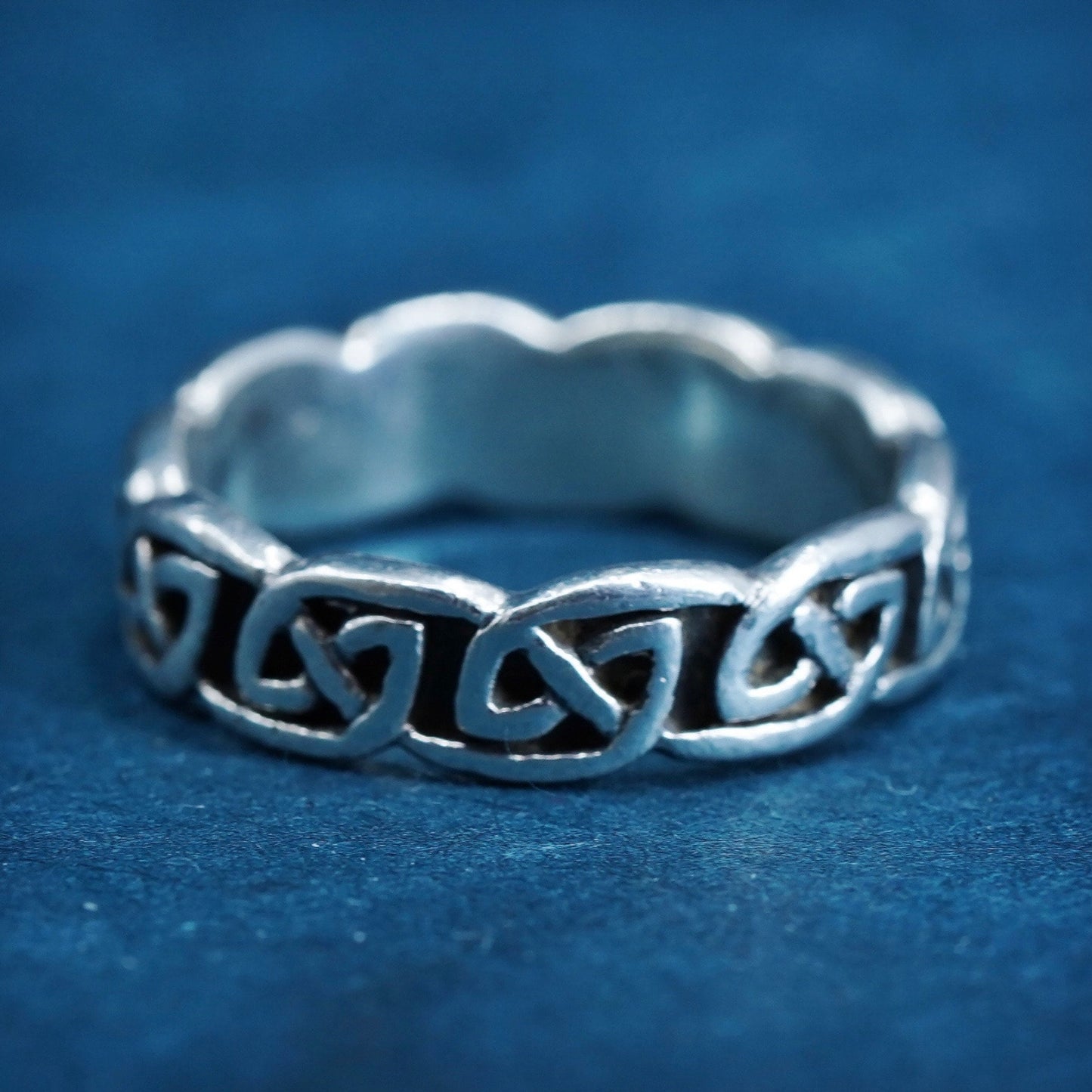 Size 8, vintage Sterling silver handmade ring, irish celtic knot 925 band