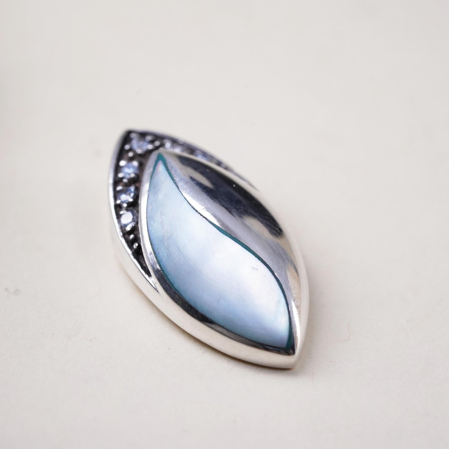 Vintage sterling 925 silver handmade pendant with mother of pearl and Cz