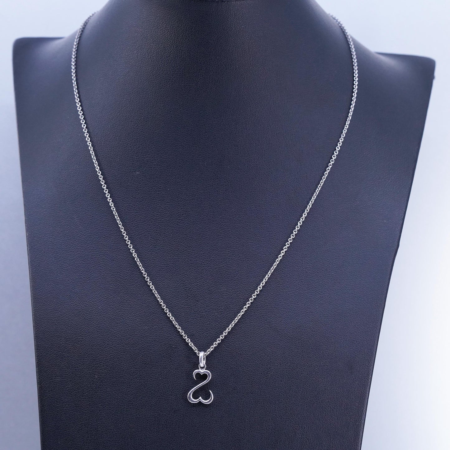 18”, vintage Sterling 925 silver handmade circle necklace w/ open heart pendant