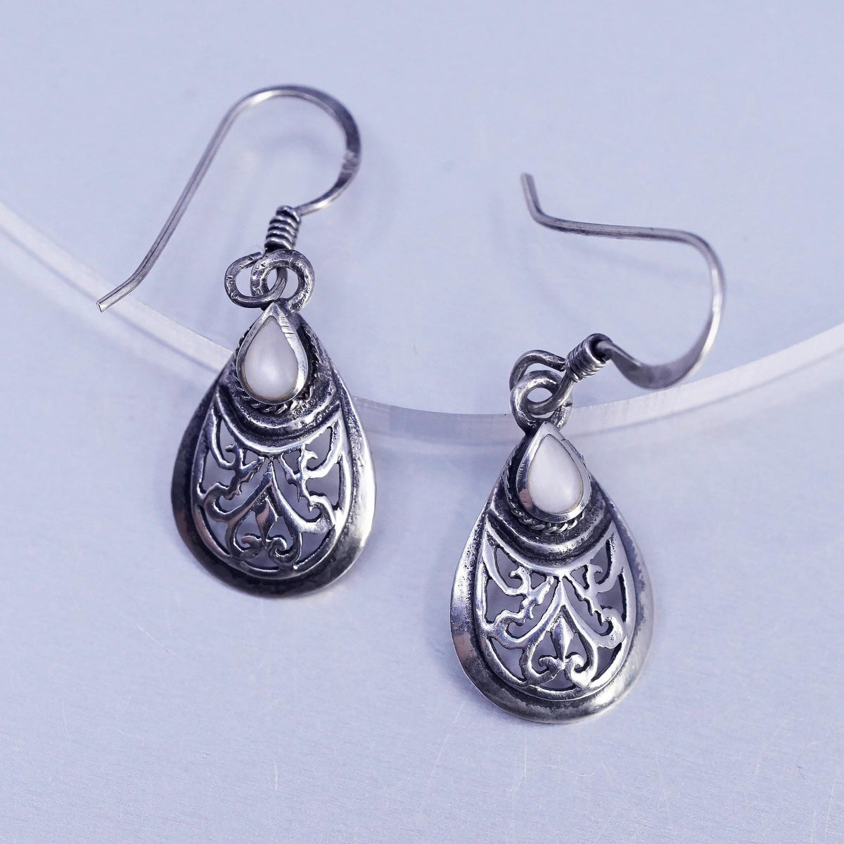 Vintage Sterling 925 Silver Filigree Teardrop Shaped Earrings Mother of Pearl