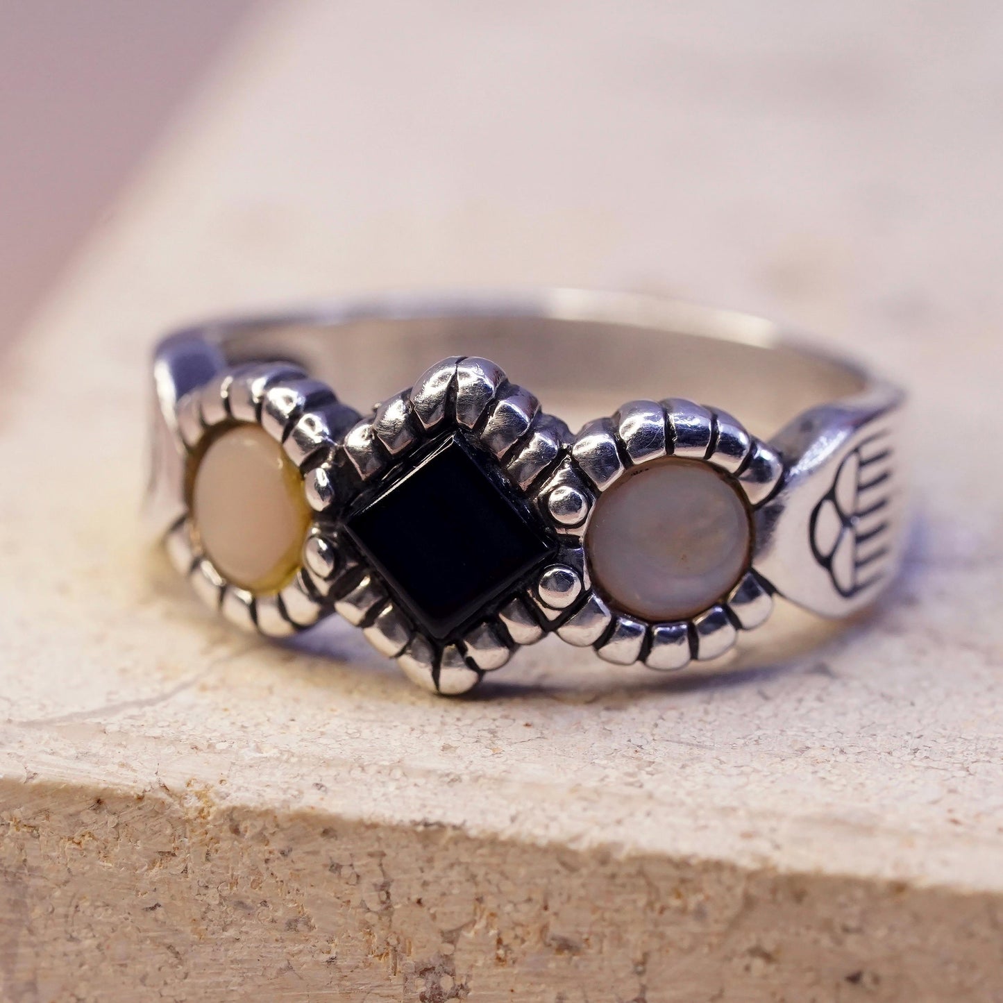 Size 9.25, southwestern CAROLYN POLLACK RELIOS Sterling 925 silver ring onyx