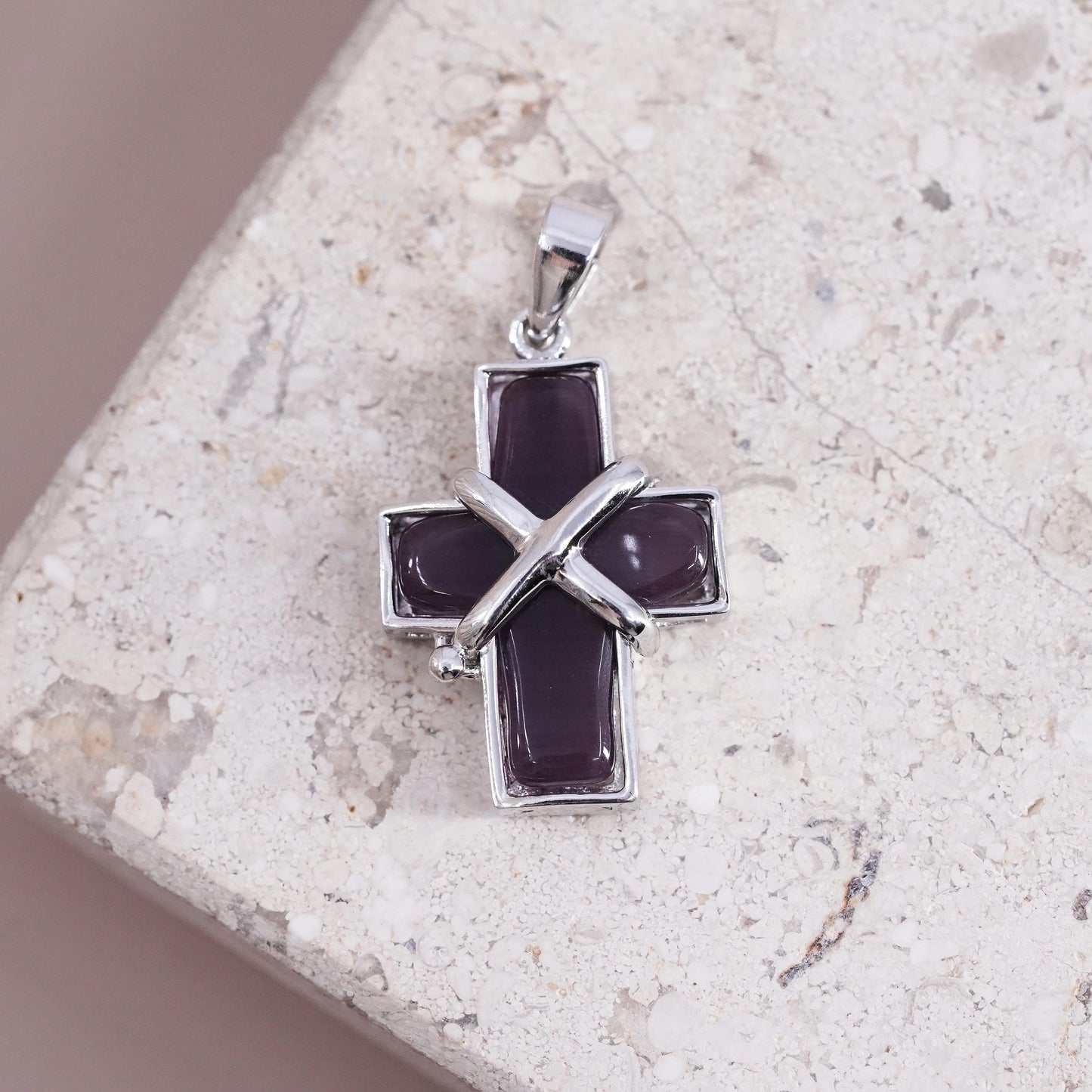 Vintage sterling silver 925 handmade pendant with purple cats eye cross