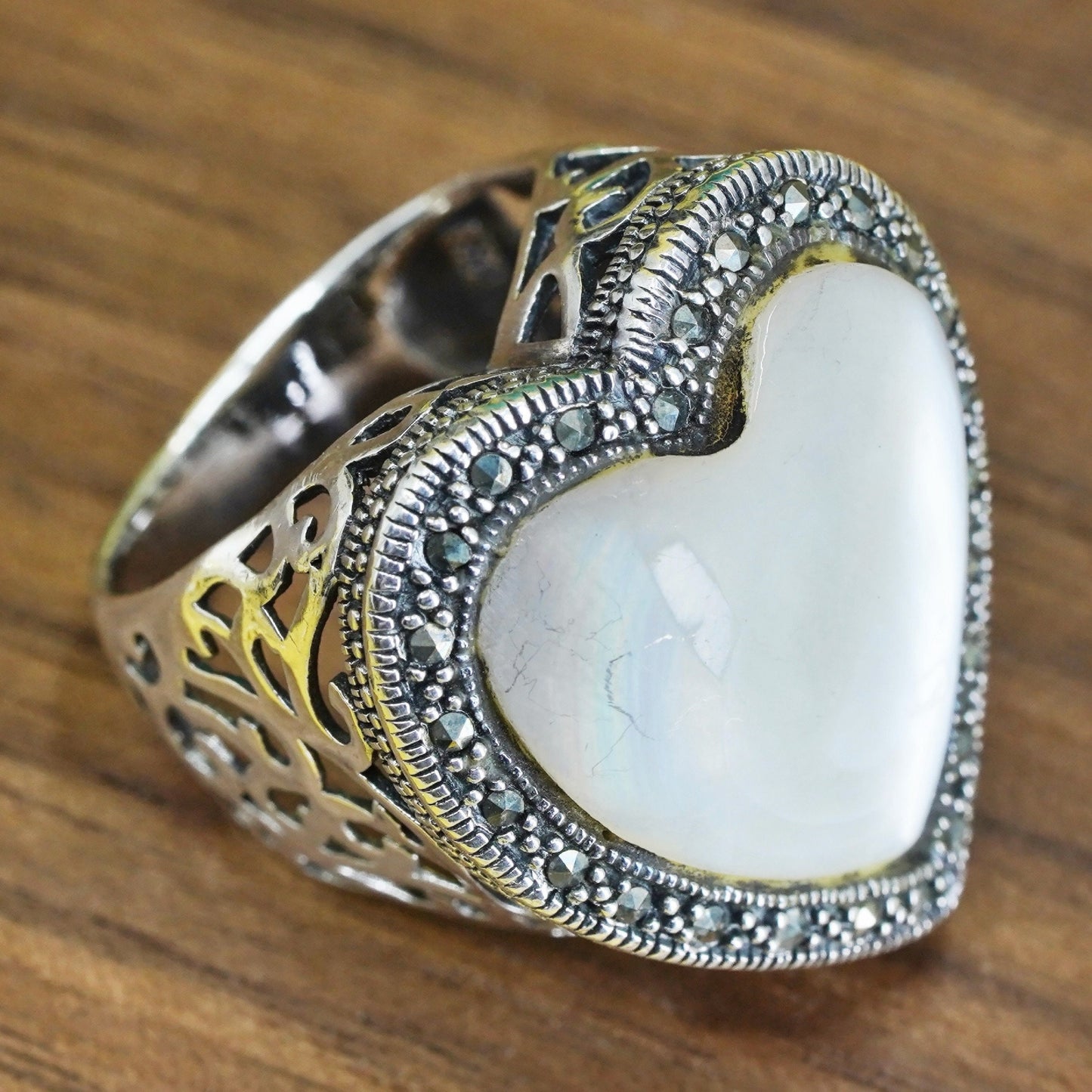 Size 6.5, Sterling 925 silver handmade ring with heart moonstone and marcasite