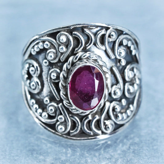 Size 8.25, vintage Sterling 925 silver handmade bali ring with ruby