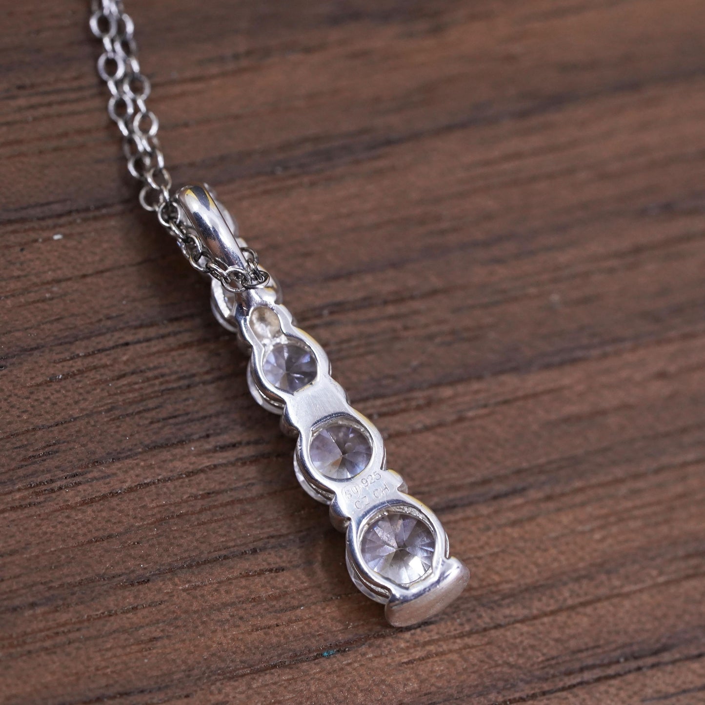 18", vintage Sterling silver necklace, Italy 925 circle chain with cz pendant