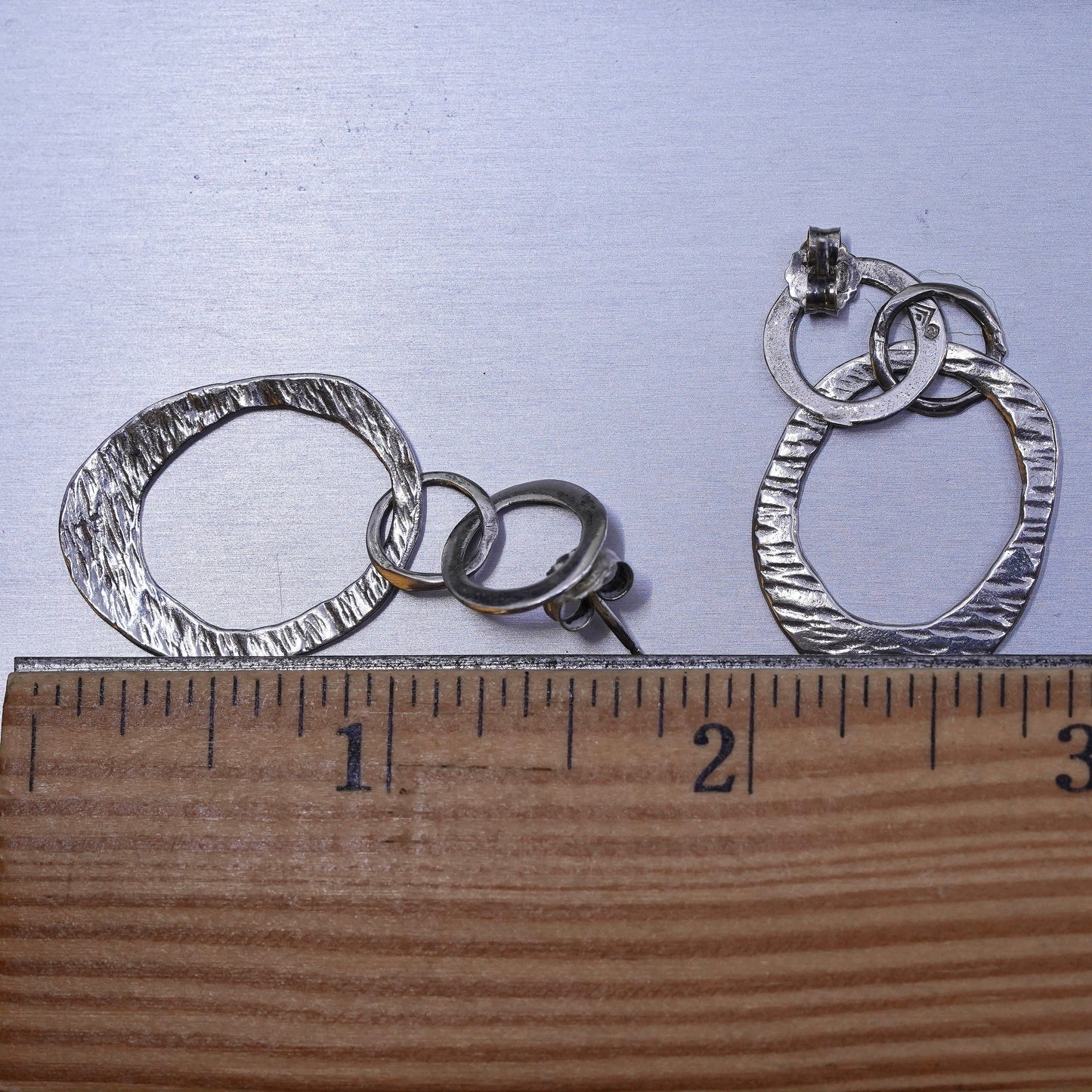 Retired Silpada Sterling 925 Silver Hammered entwined circle Earrings