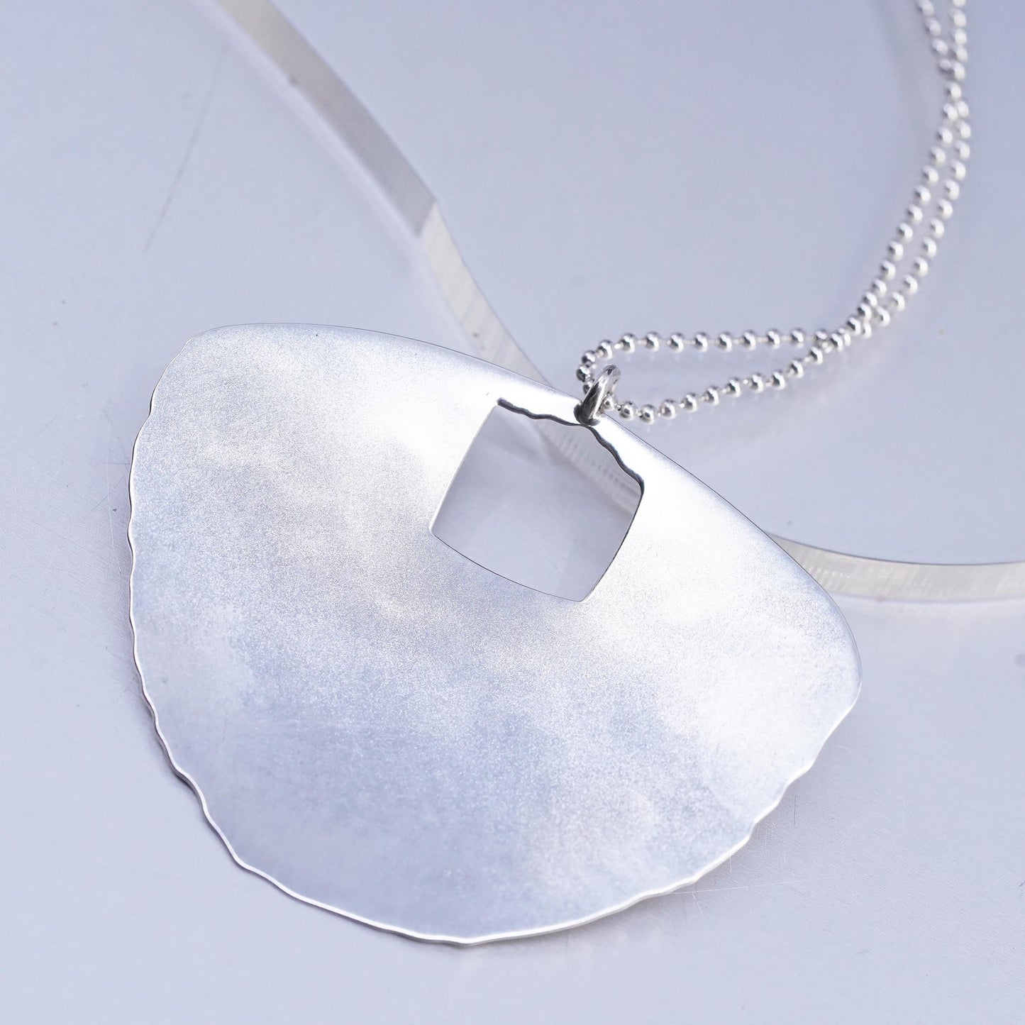 16", Vintage Silpada Sterling 925 Silver Hammered Big Dreamer Necklace N2727