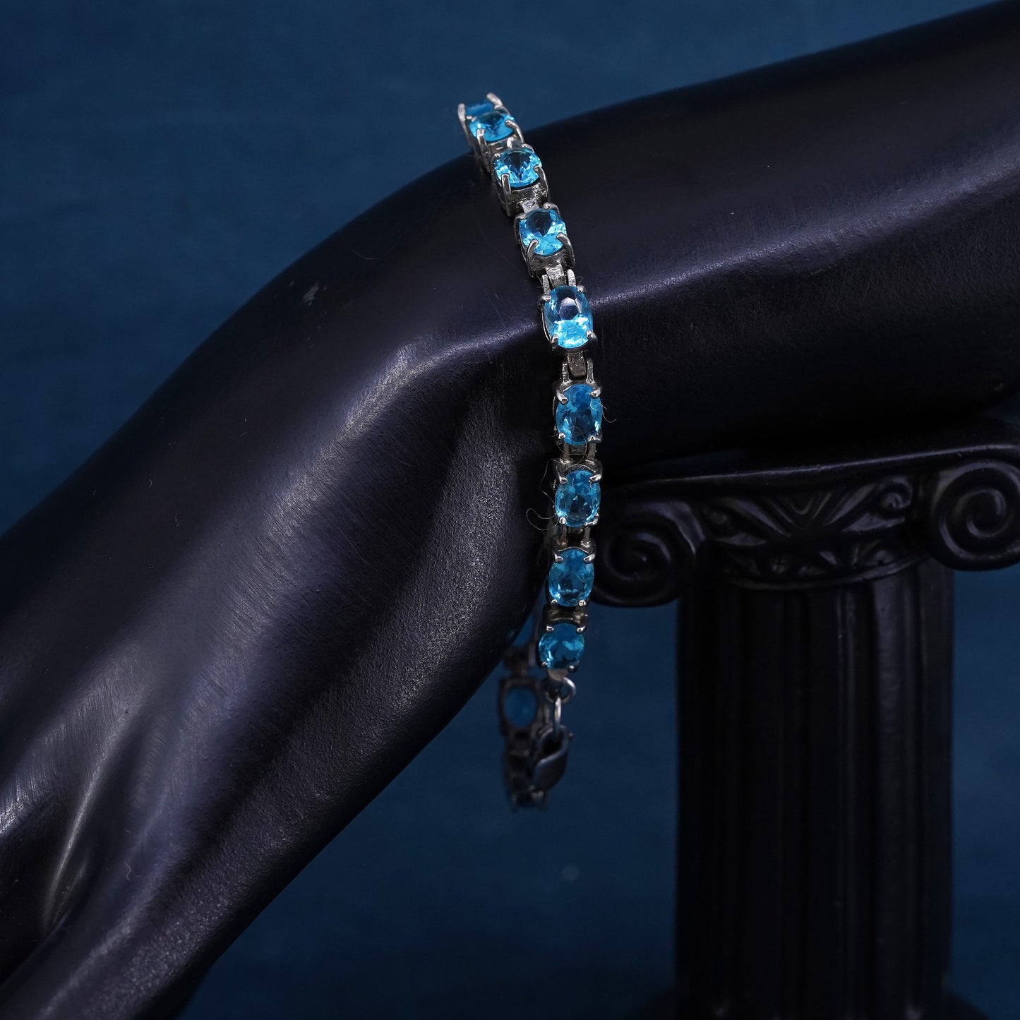 7.5", vintage Sterling 925 silver tennis bracelet with blue topaz