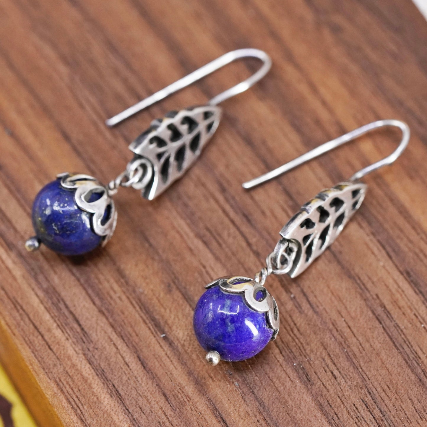 Vintage handmade sterling 925 silver leafy earrings with lapis lazuli bead