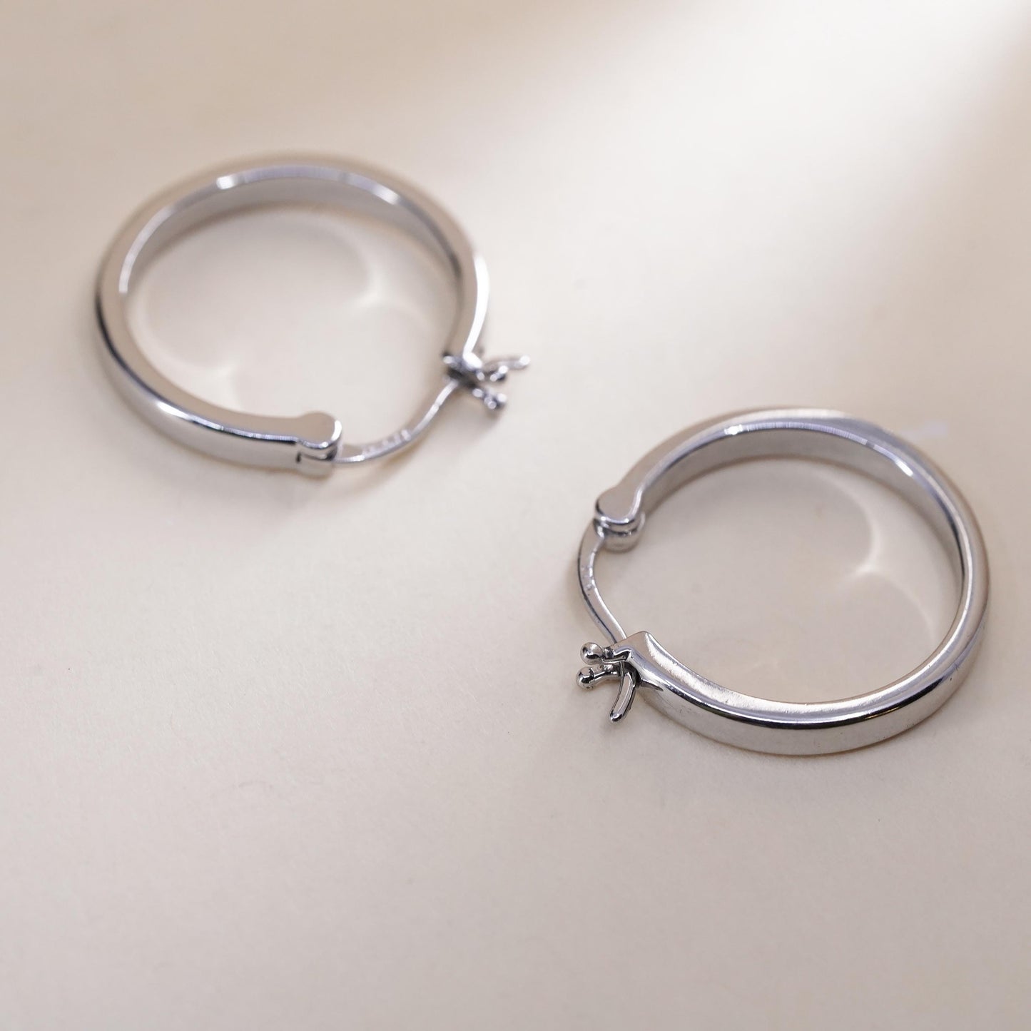 0.75", sterling silver loop earrings, fashion minimalist, fine 925 silver hoops