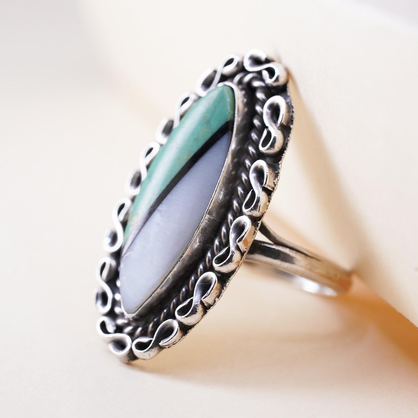 Size 7, Native American sterling 925 silver ring with turquoise mother of pearl