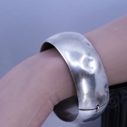 7", DENTED! Vintage Sterling 925 silver handmade bracelet, wide hinged bangle