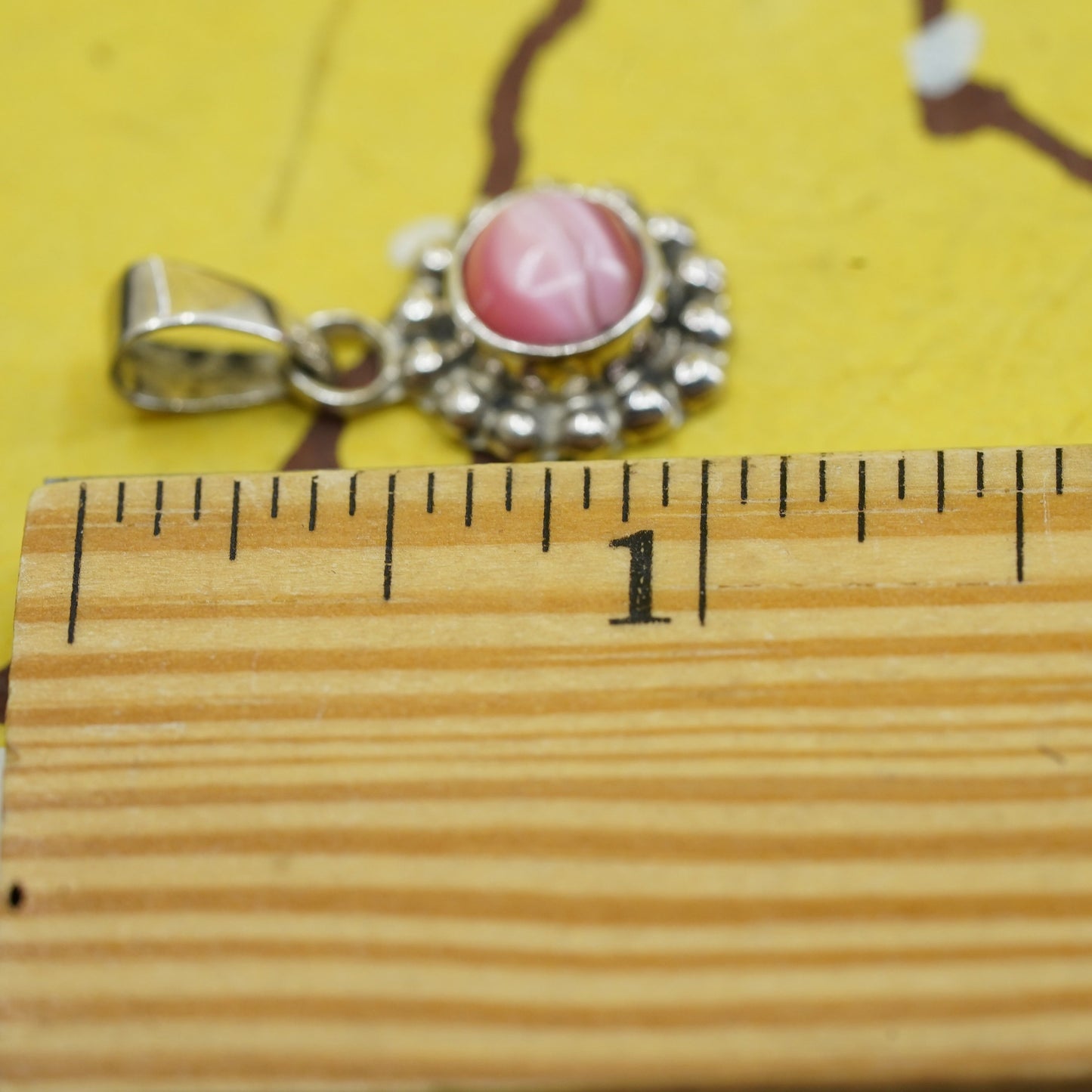 Vintage Mexico Sterling 925 silver pendant with pink cat’s eye and beads
